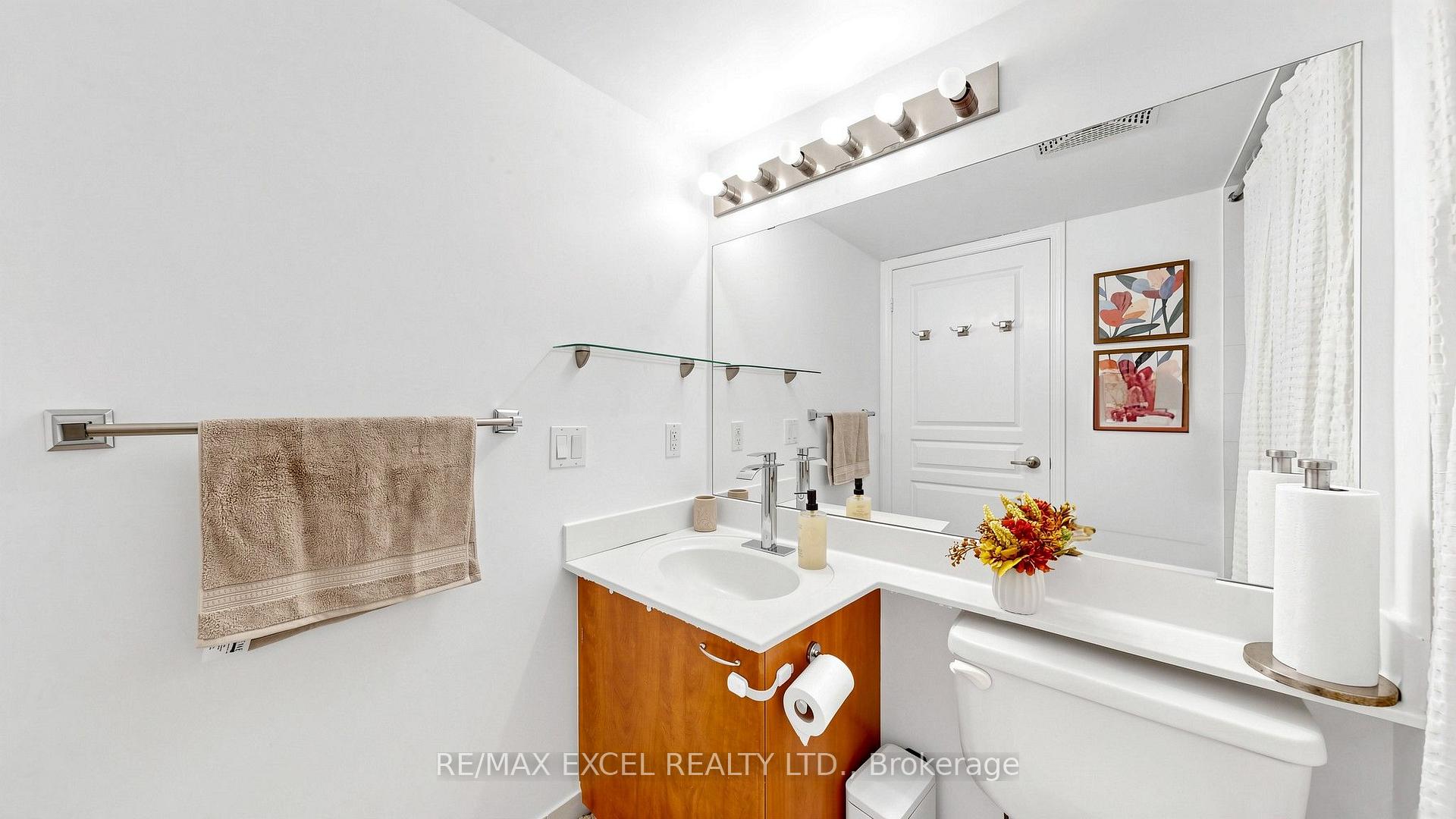 Photo 24 of Unit 1603, 509 Beecroft Road, North York, Willowdale West — HOMEH