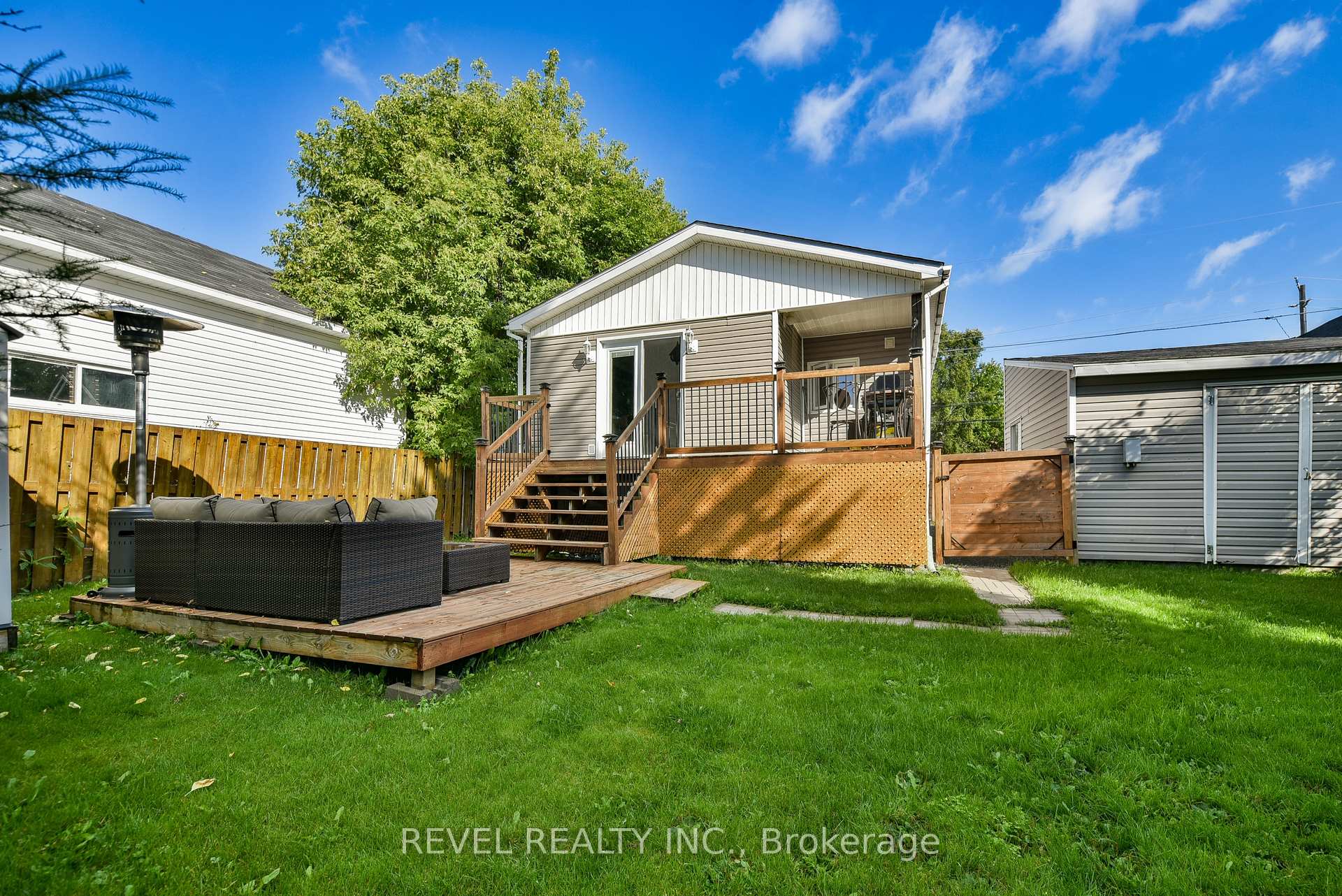 Photo 47 of 25 Shamrock Avenue, Timmins, TM - Outside East — HOMEH