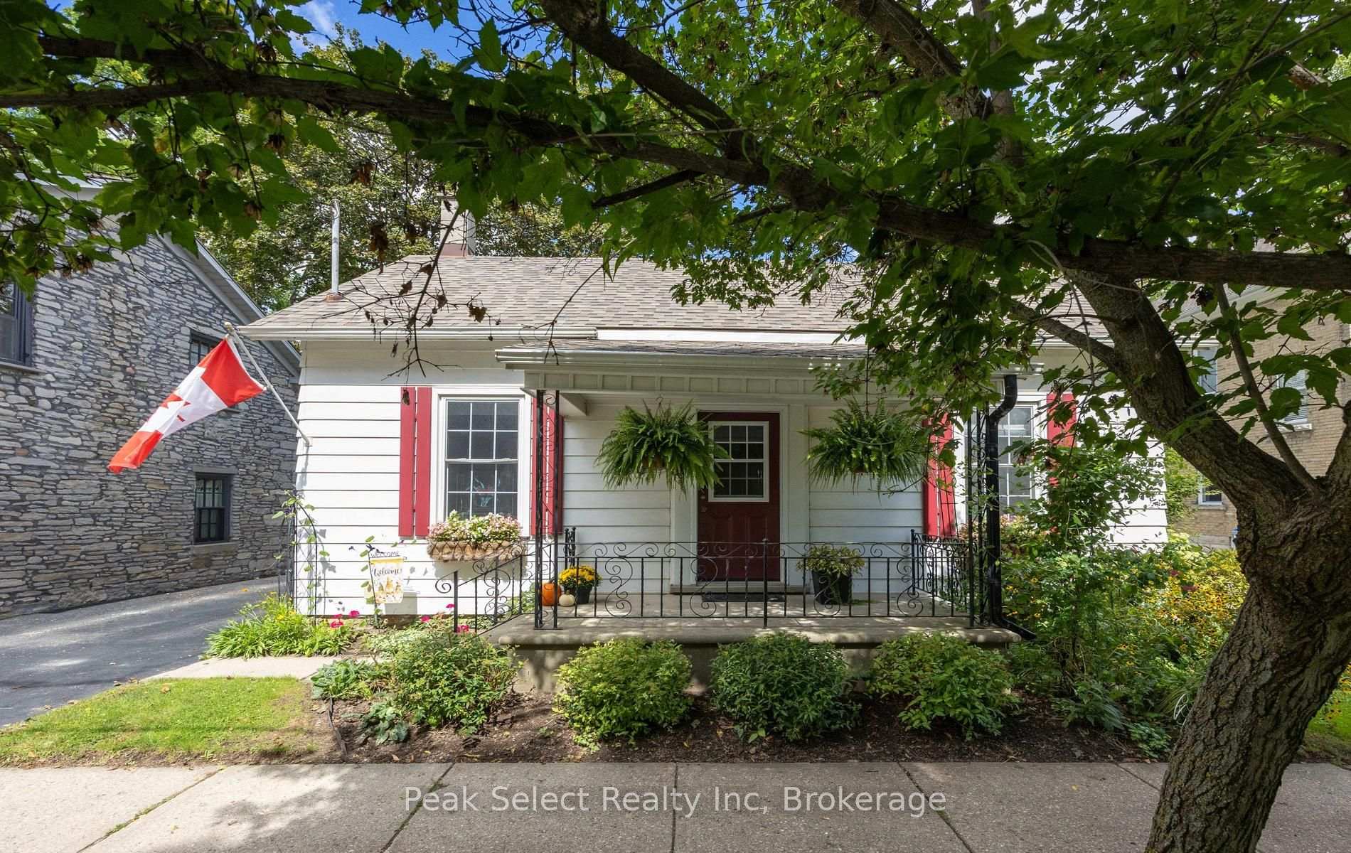 Photo 6 of 353 Queen Street E, St. Marys — HOMEH
