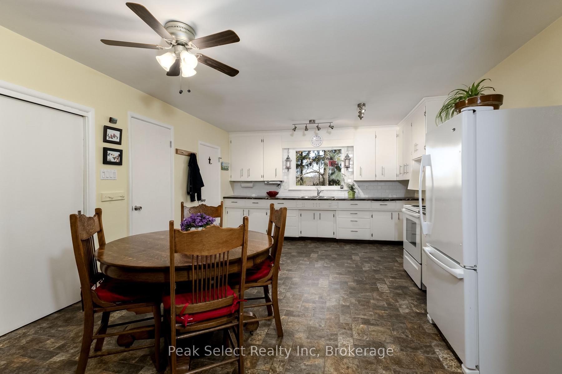 Photo 19 of 353 Queen Street E, St. Marys — HOMEH
