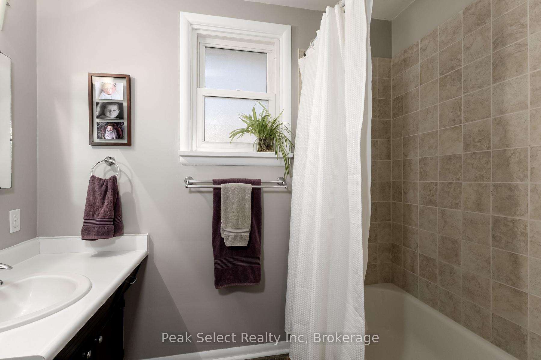 Photo 21 of 353 Queen Street E, St. Marys — HOMEH