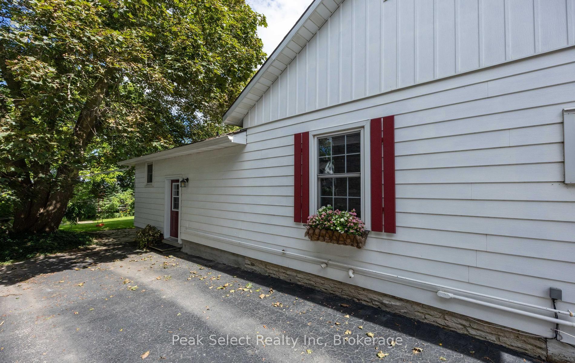 Photo 38 of 353 Queen Street E, St. Marys — HOMEH