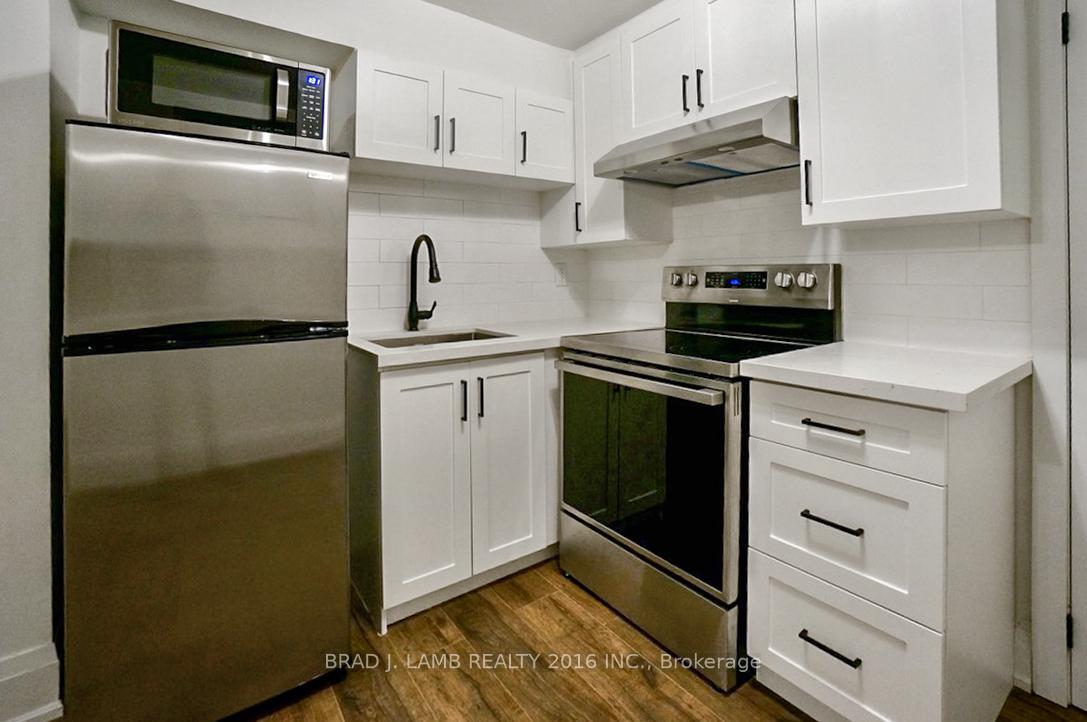 Photo 6 of Unit 3, 731 Indian Road, Toronto, High Park North — HOMEH