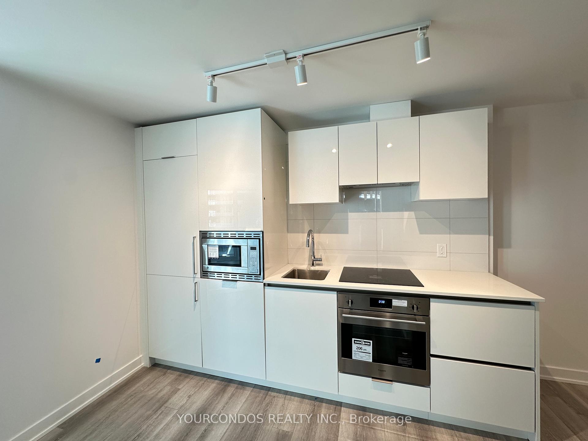 Photo 2 of Unit 1728, 230 Simcoe Street, Toronto, Kensington-Chinatown — HOMEH