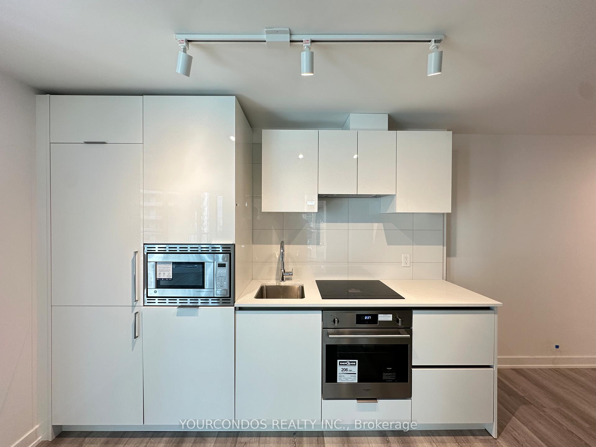Photo 3 of Unit 1728, 230 Simcoe Street, Toronto, Kensington-Chinatown — HOMEH