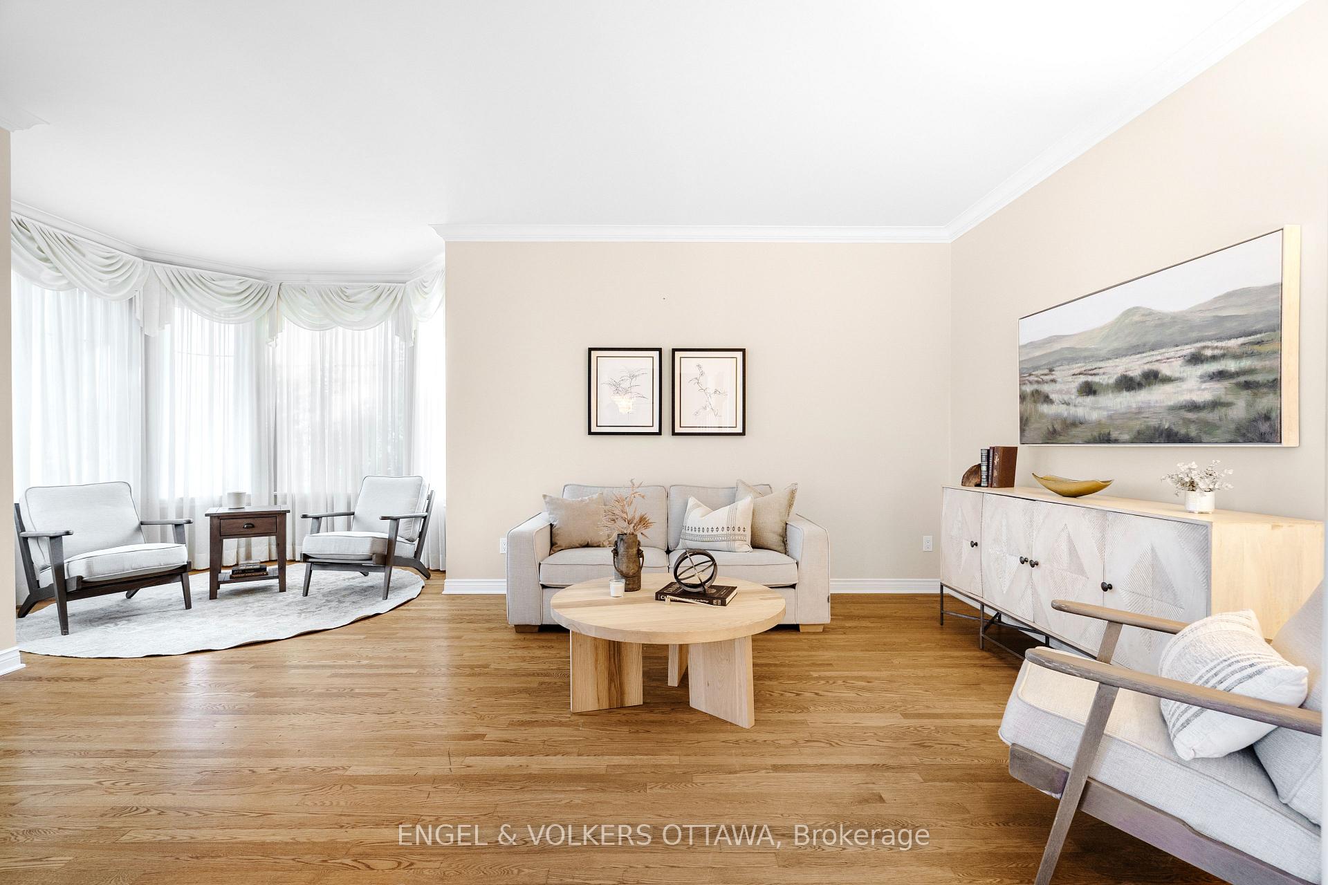 Photo 8 of 5 Cassone Court, Ottawa, Pineglen — HOMEH