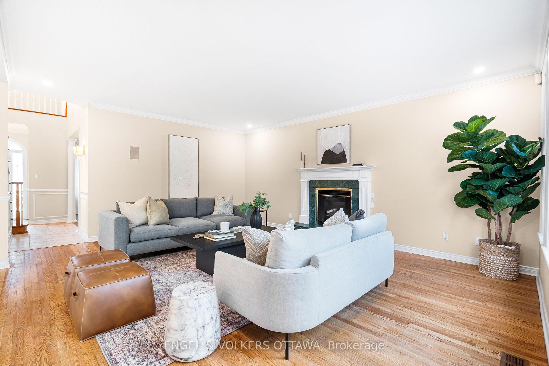 Photo 11 of 5 Cassone Court, Ottawa, Pineglen — HOMEH
