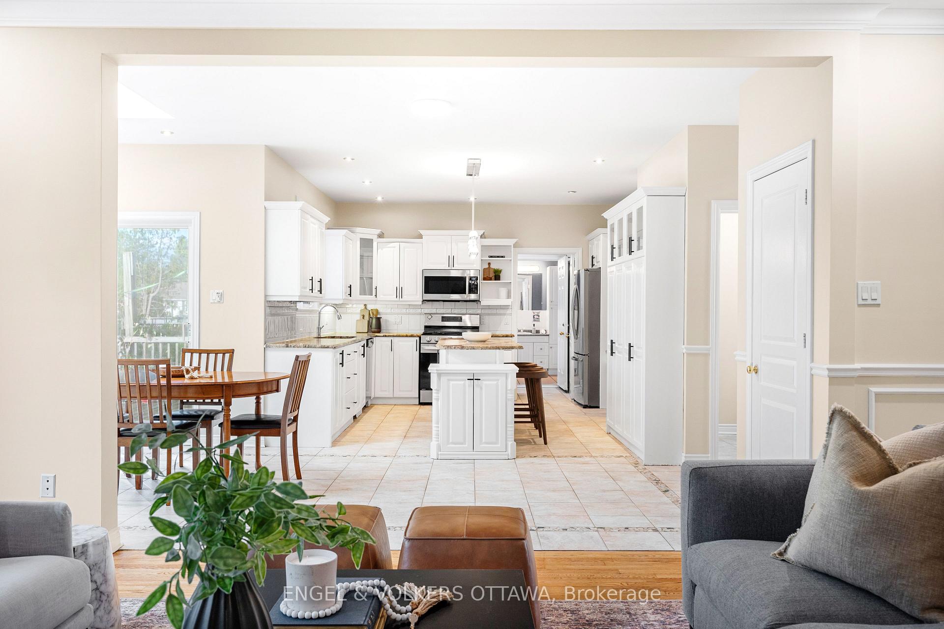 Photo 13 of 5 Cassone Court, Ottawa, Pineglen — HOMEH
