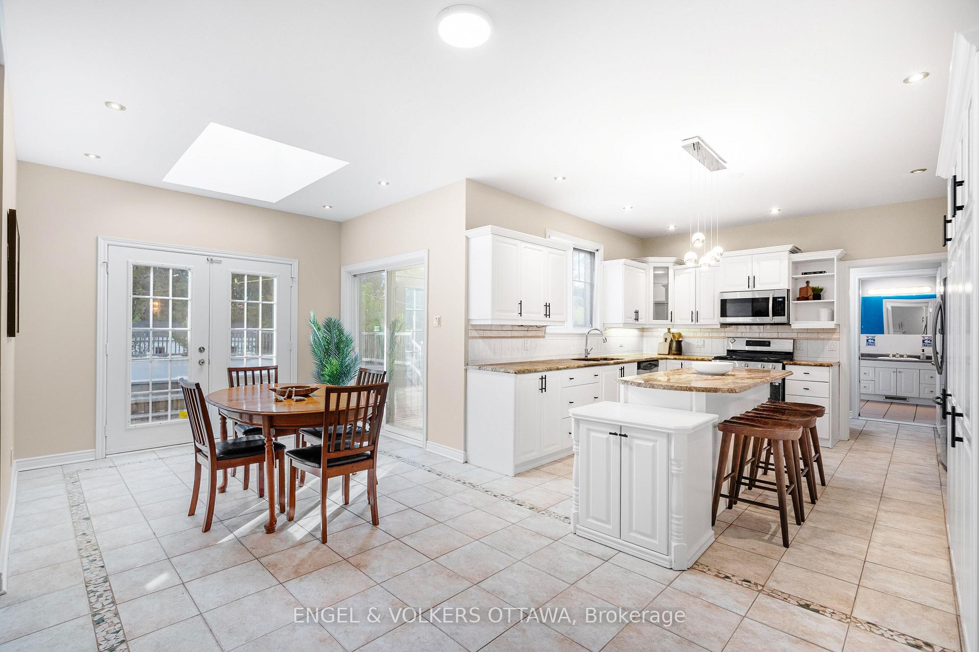 Photo 20 of 5 Cassone Court, Ottawa, Pineglen — HOMEH