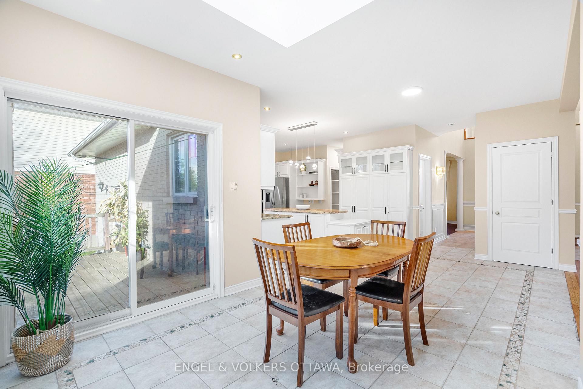 Photo 22 of 5 Cassone Court, Ottawa, Pineglen — HOMEH