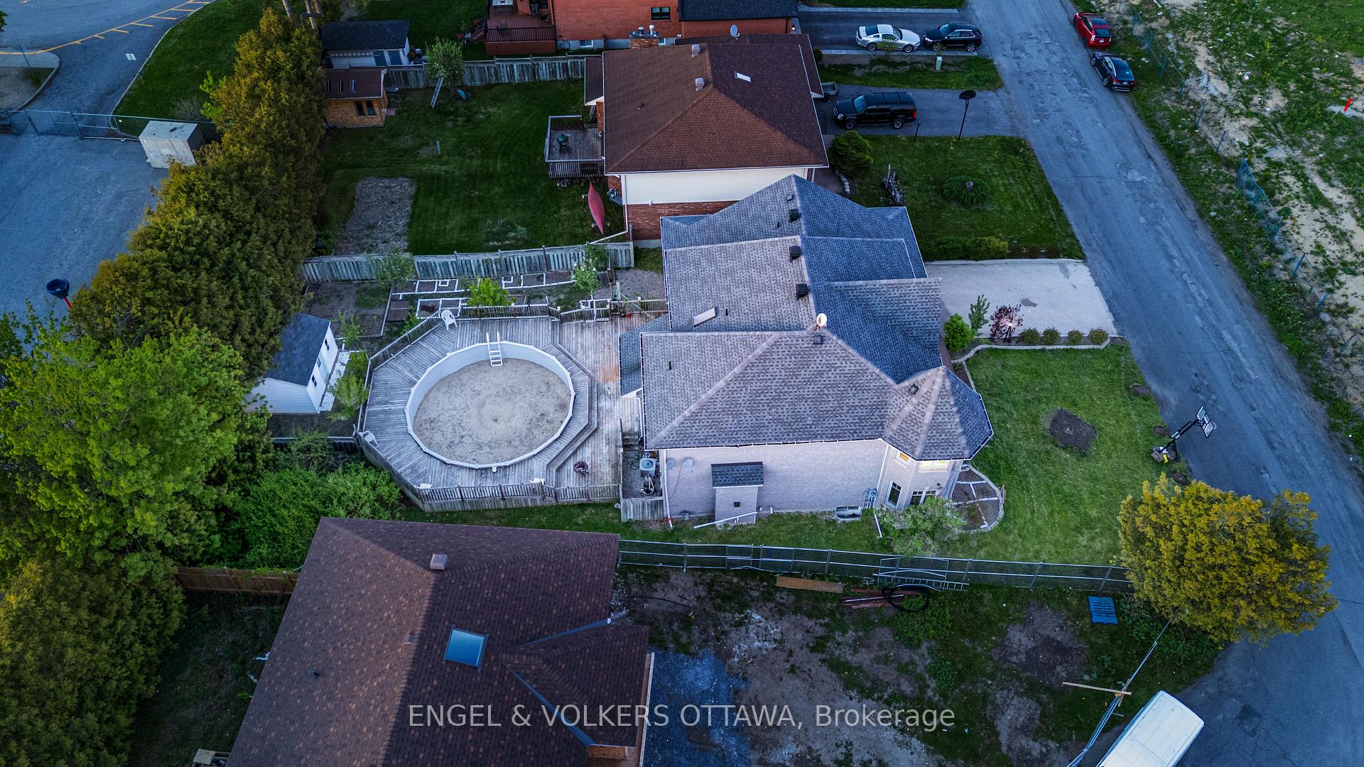 Photo 47 of 5 Cassone Court, Ottawa, Pineglen — HOMEH