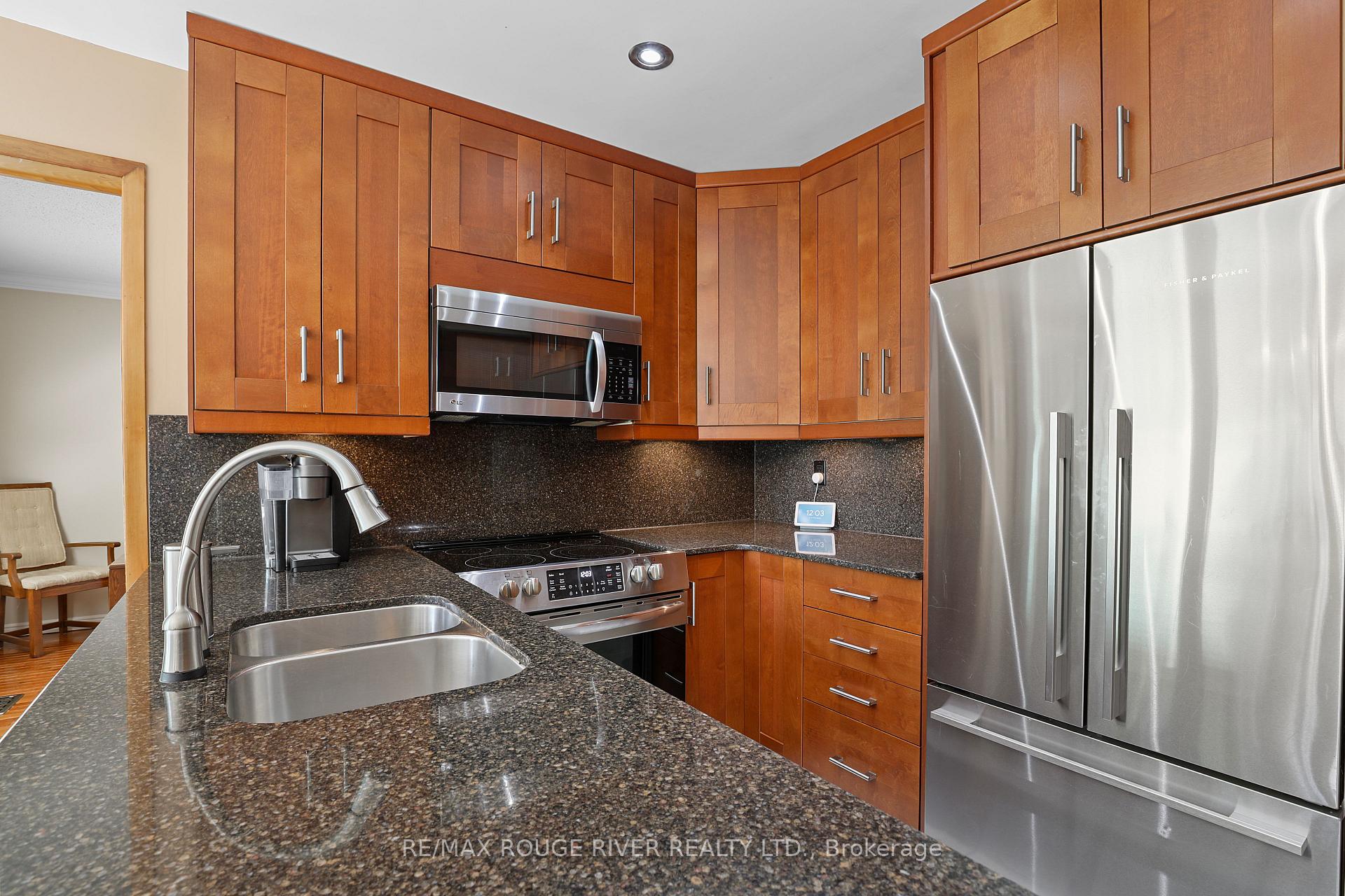 Photo 7 of 11 Canmore Boulevard, Scarborough, Highland Creek — HOMEH