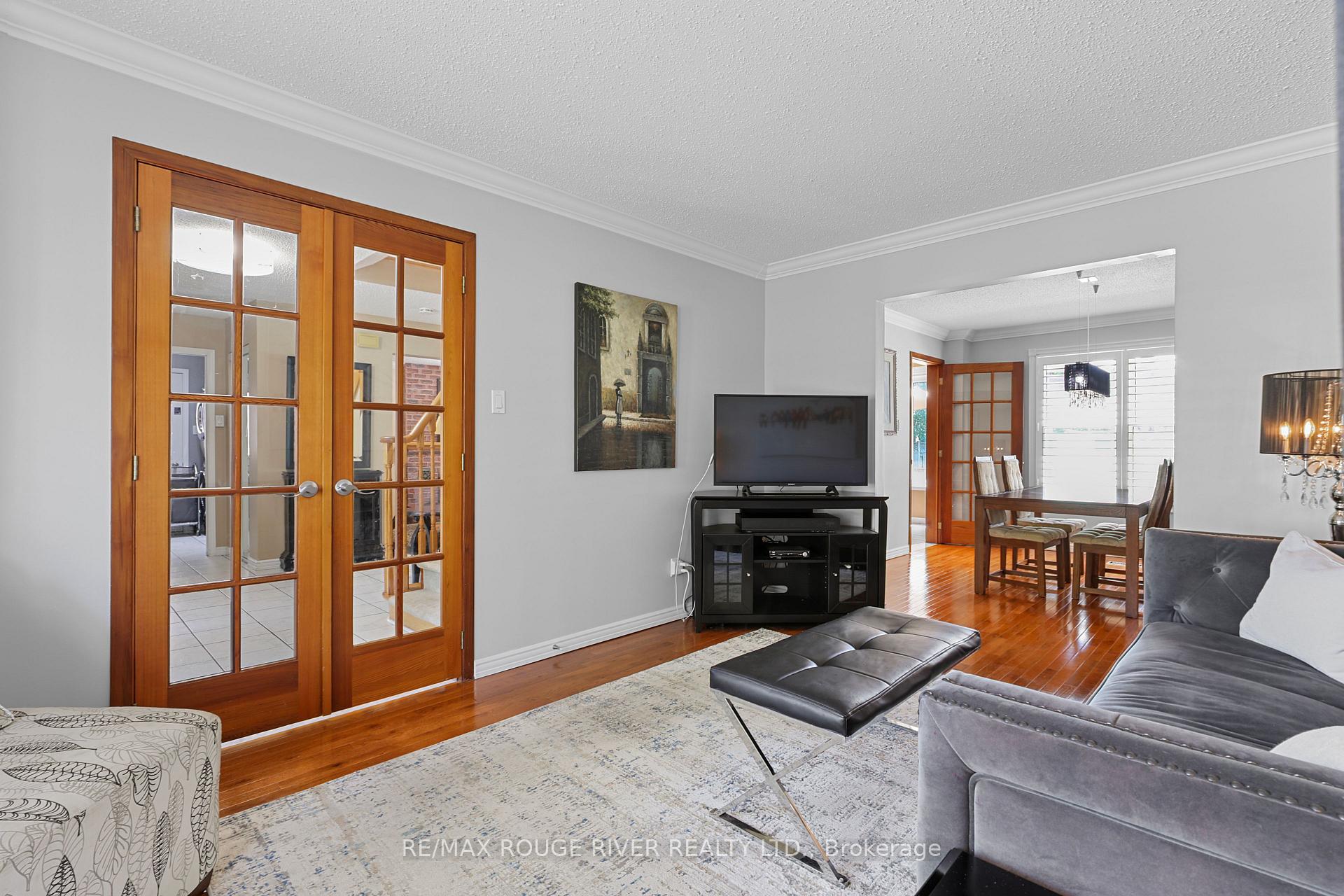 Photo 14 of 11 Canmore Boulevard, Scarborough, Highland Creek — HOMEH