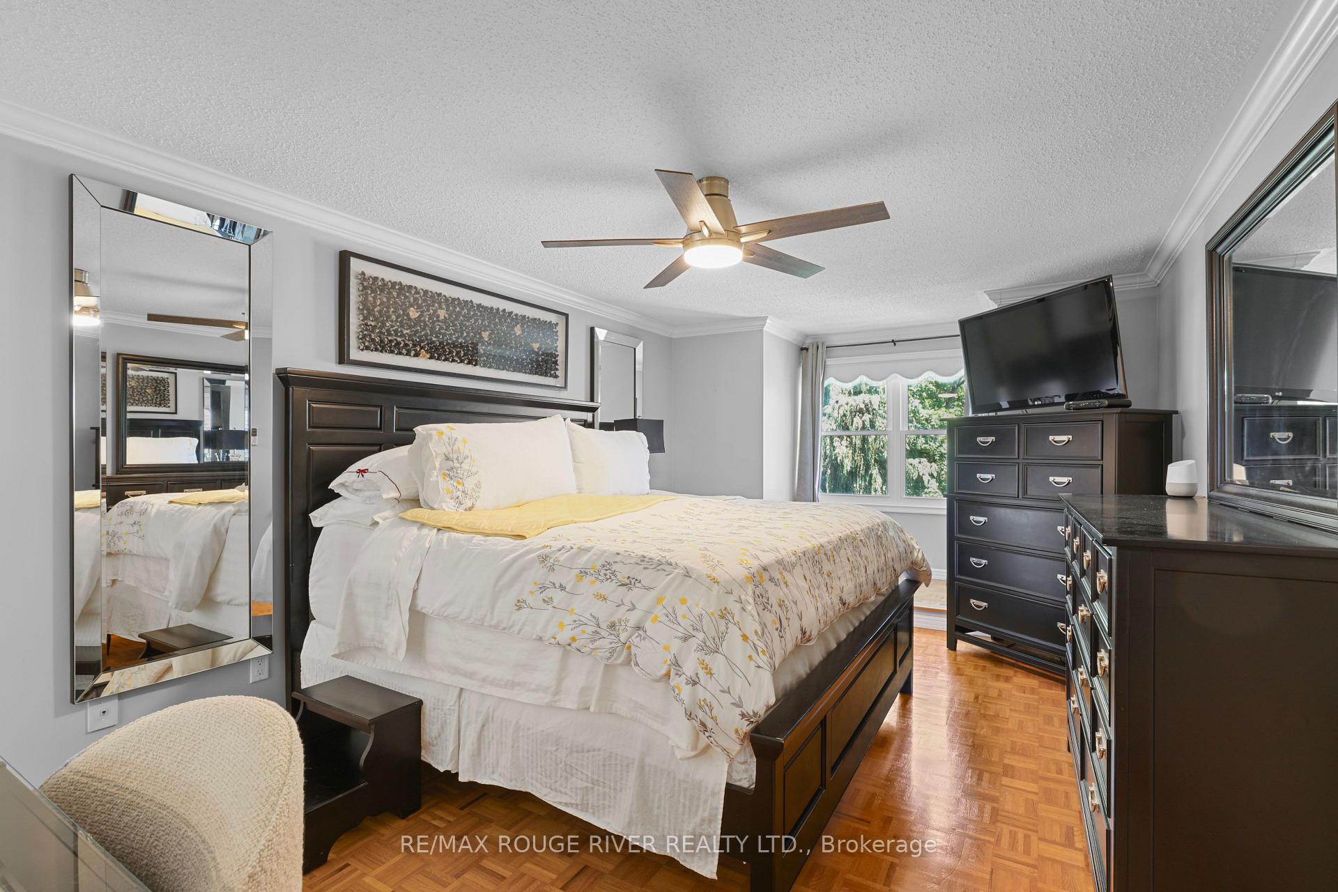 Photo 23 of 11 Canmore Boulevard, Scarborough, Highland Creek — HOMEH