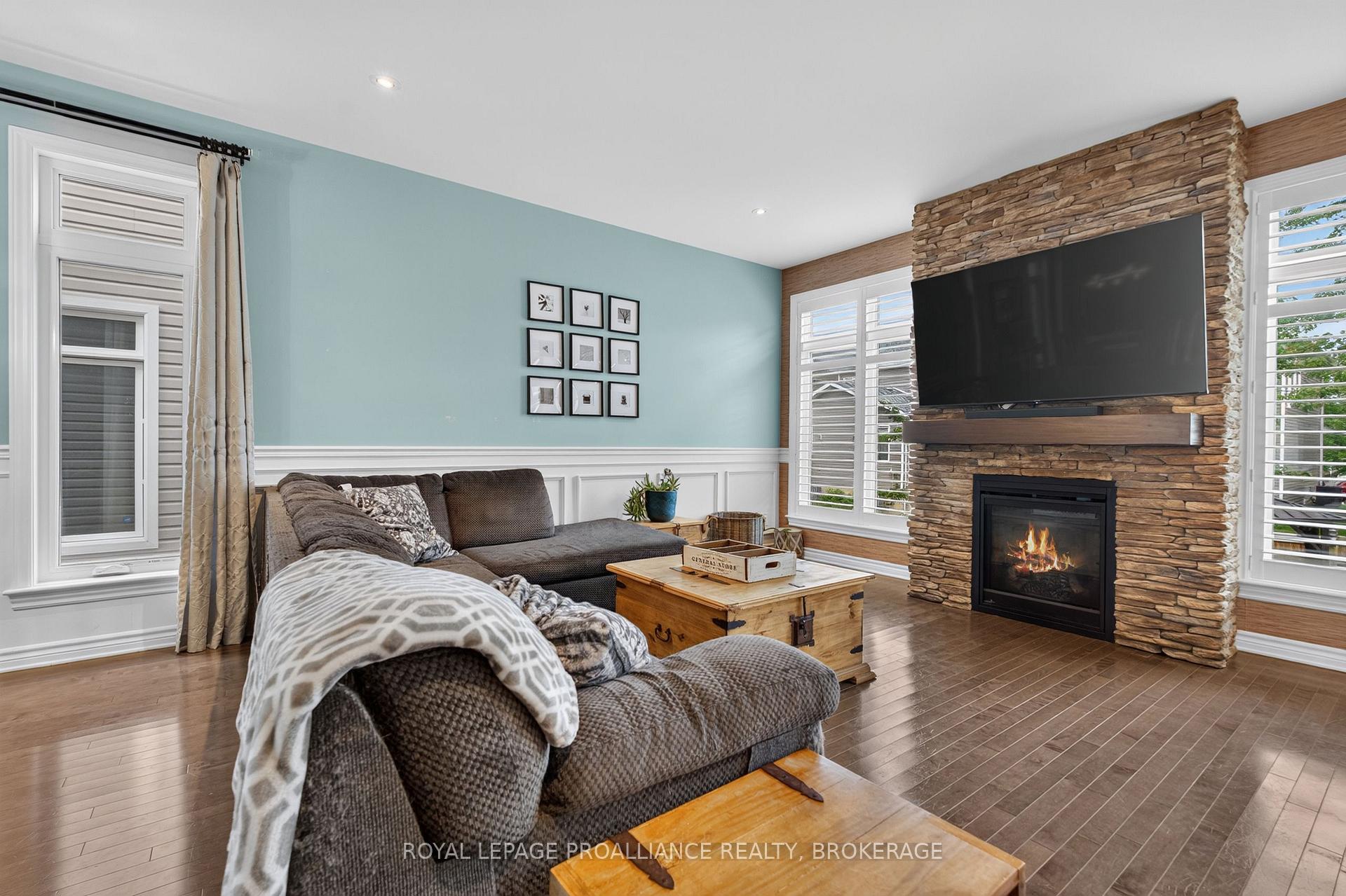 Photo 9 of 1118 Escala Crescent, Kingston, City Northwest — HOMEH