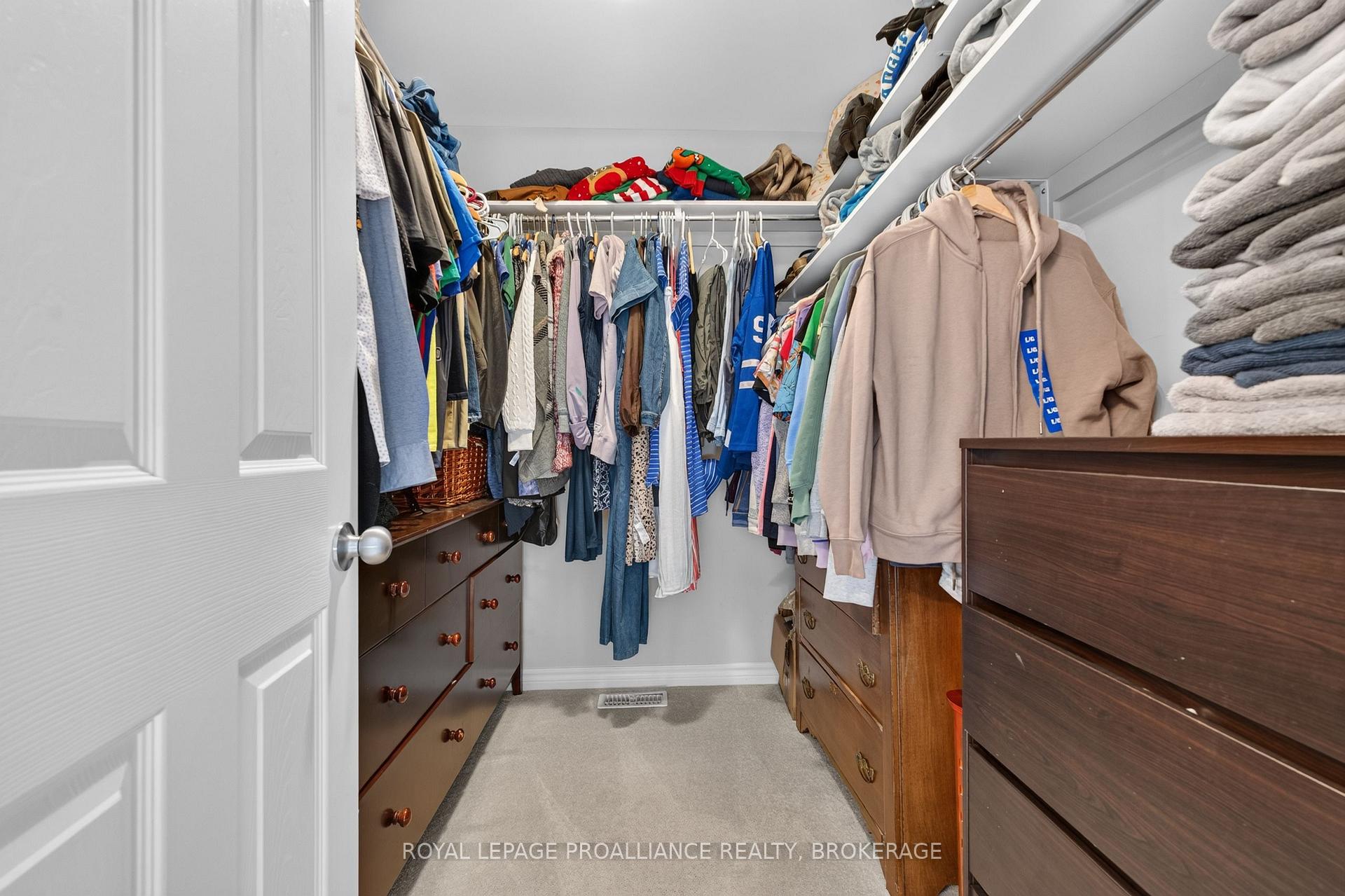 Photo 26 of 1118 Escala Crescent, Kingston, City Northwest — HOMEH