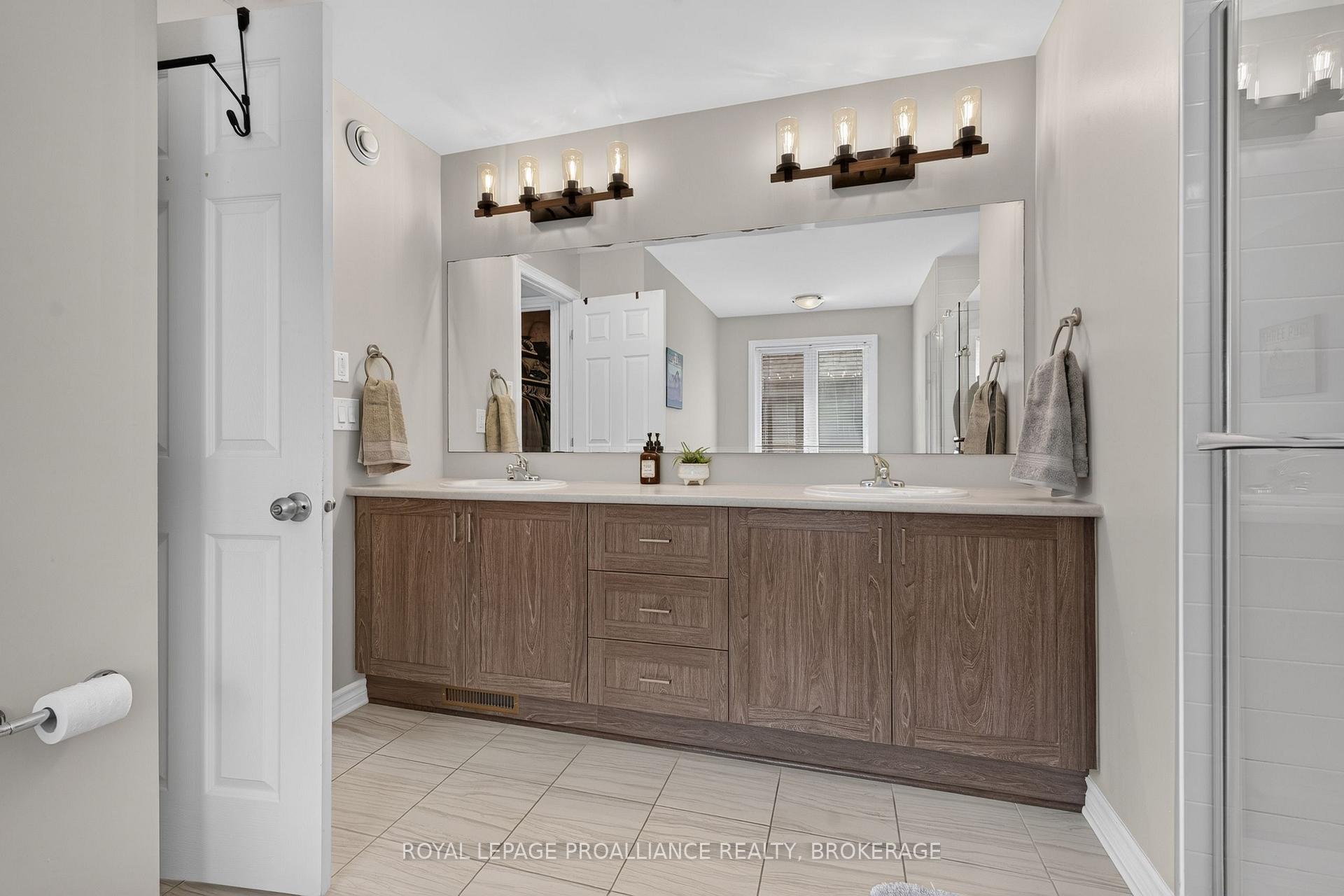 Photo 28 of 1118 Escala Crescent, Kingston, City Northwest — HOMEH