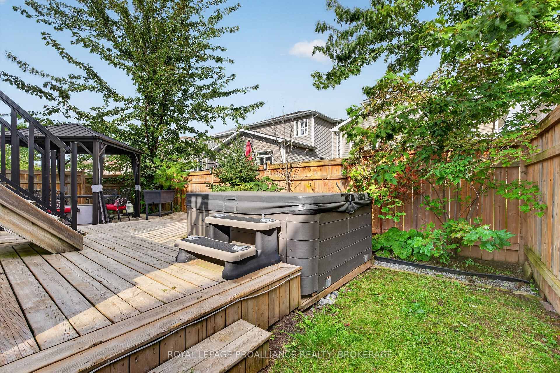 Photo 42 of 1118 Escala Crescent, Kingston, City Northwest — HOMEH