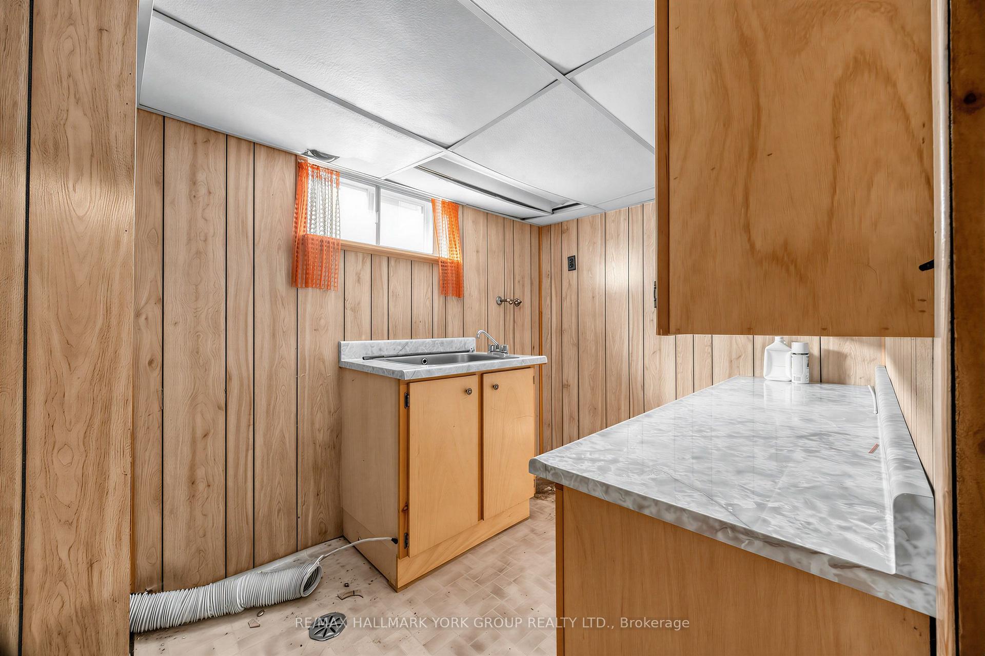 Photo 24 of 441 Ritson Road N, Oshawa, O'Neill — HOMEH