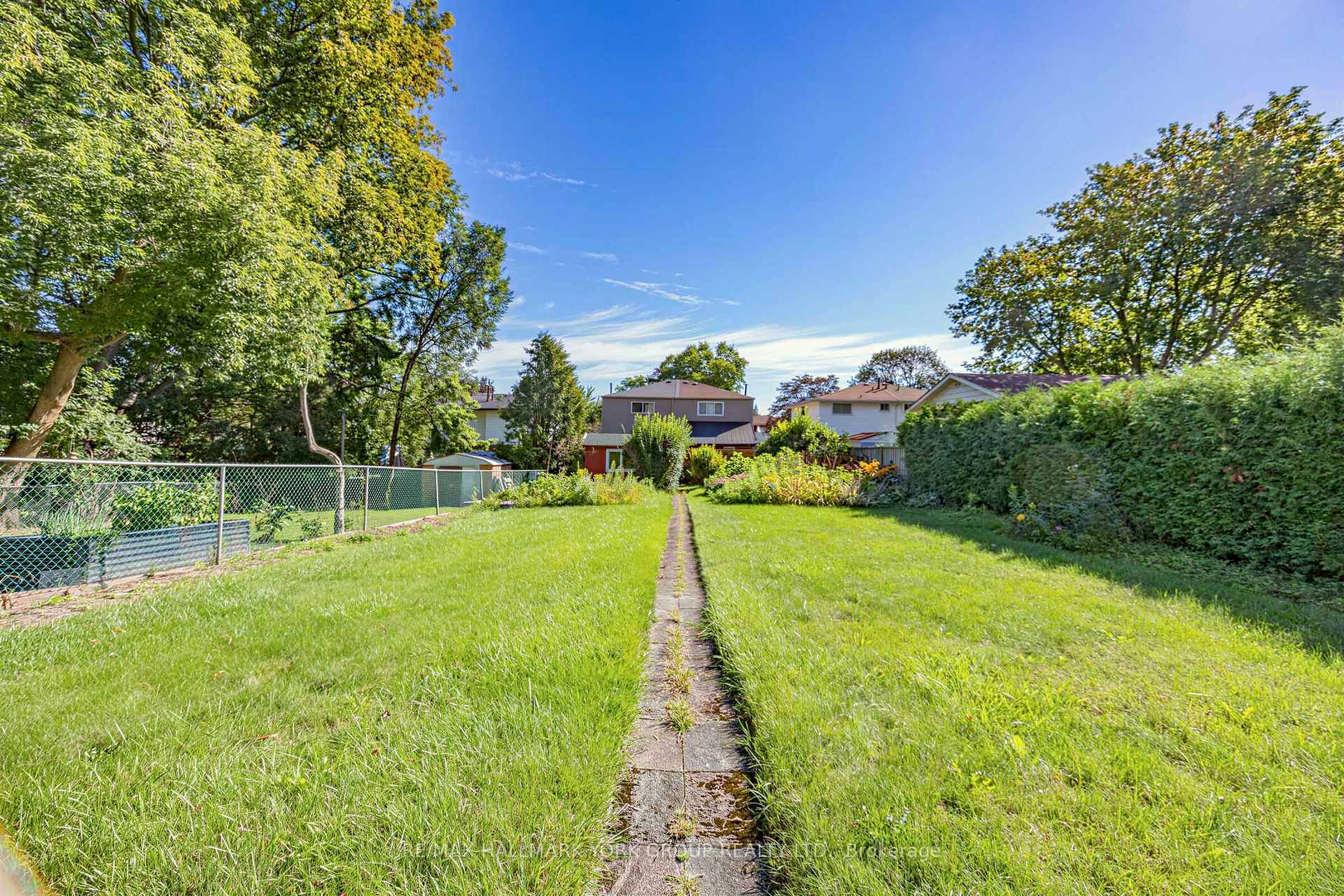Photo 31 of 441 Ritson Road N, Oshawa, O'Neill — HOMEH