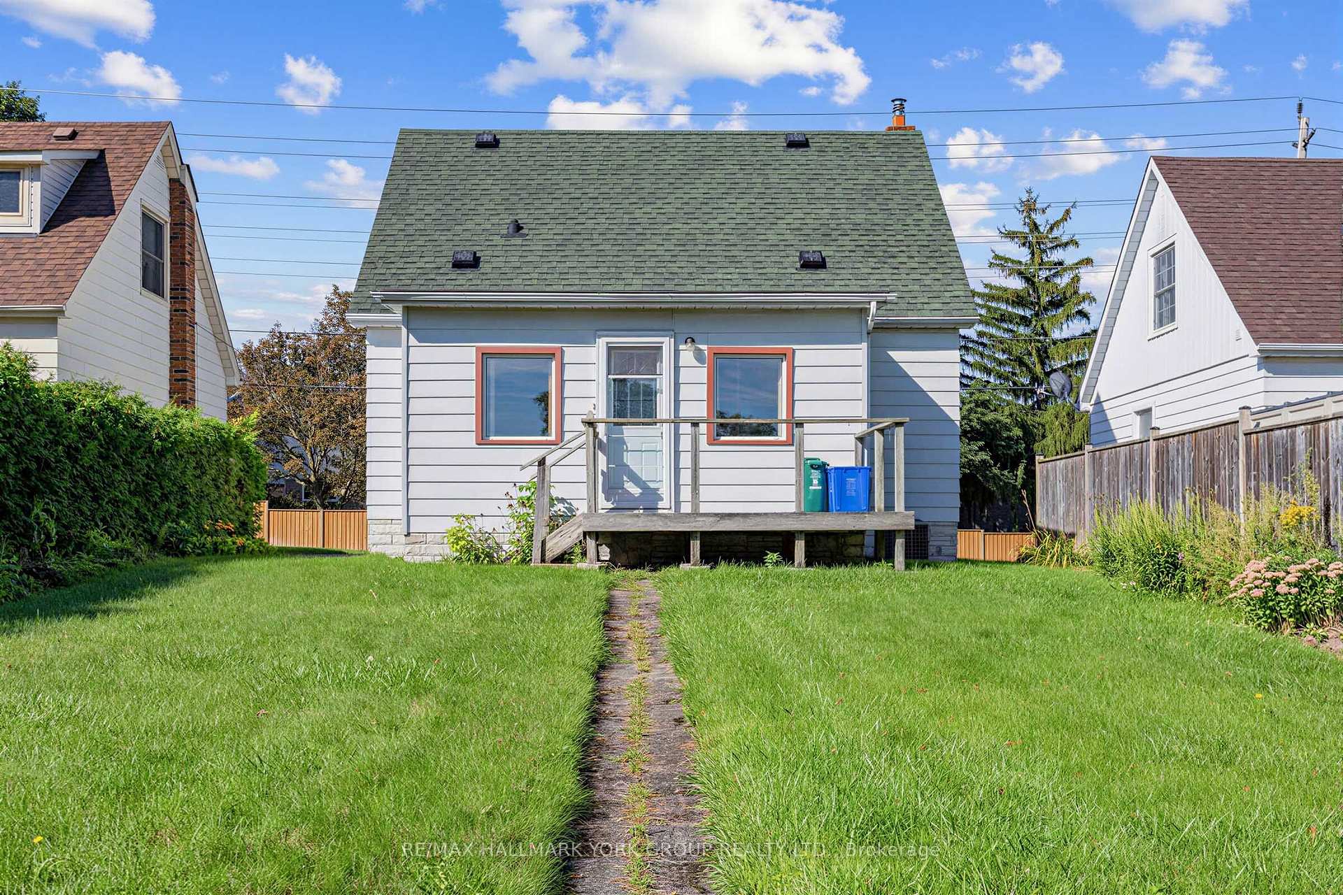 Photo 32 of 441 Ritson Road N, Oshawa, O'Neill — HOMEH