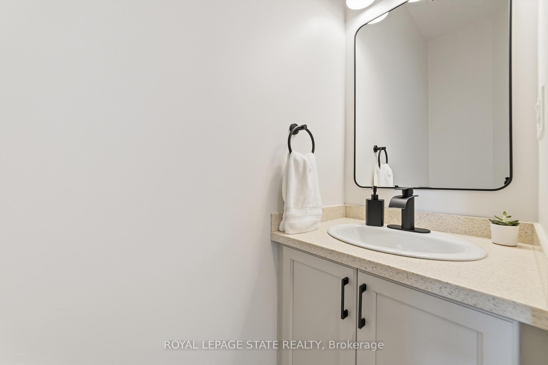 Photo 13 of 92 Benziger Lane, Hamilton, Fruitland — HOMEH
