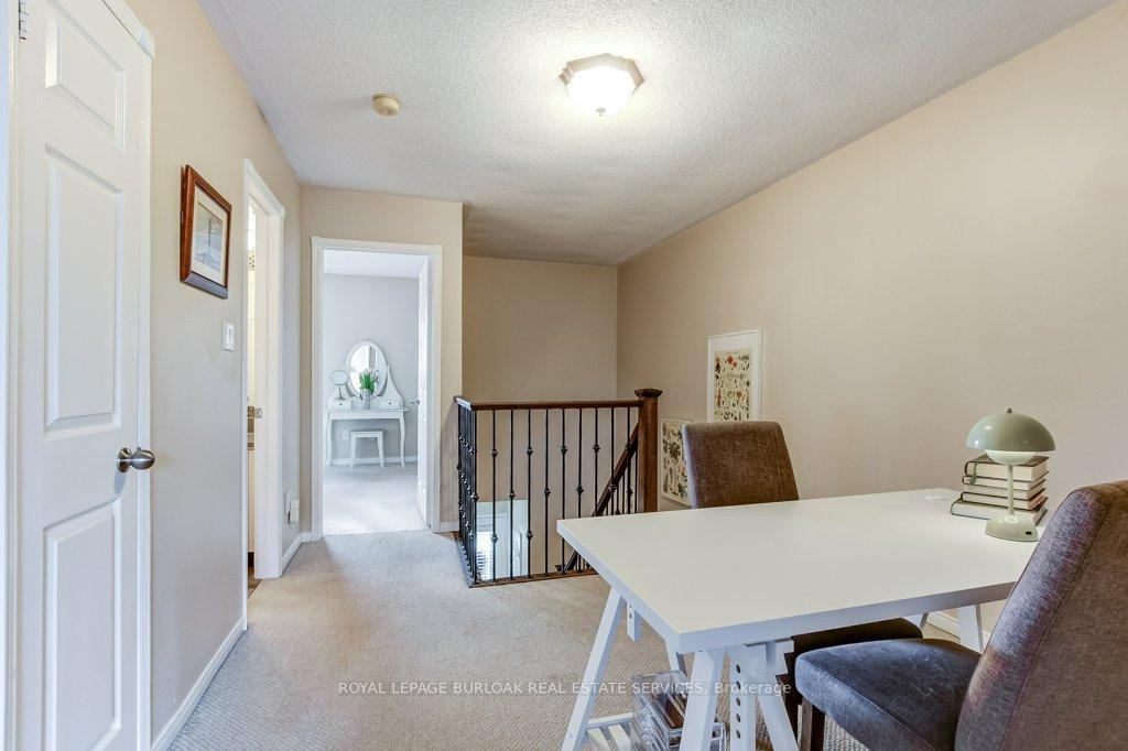 Photo 19 of 4 Edgewater Drive, Hamilton, Lakeshore — HOMEH