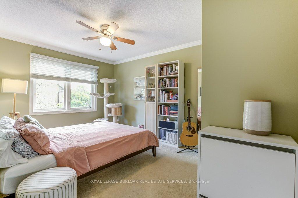 Photo 20 of 4 Edgewater Drive, Hamilton, Lakeshore — HOMEH