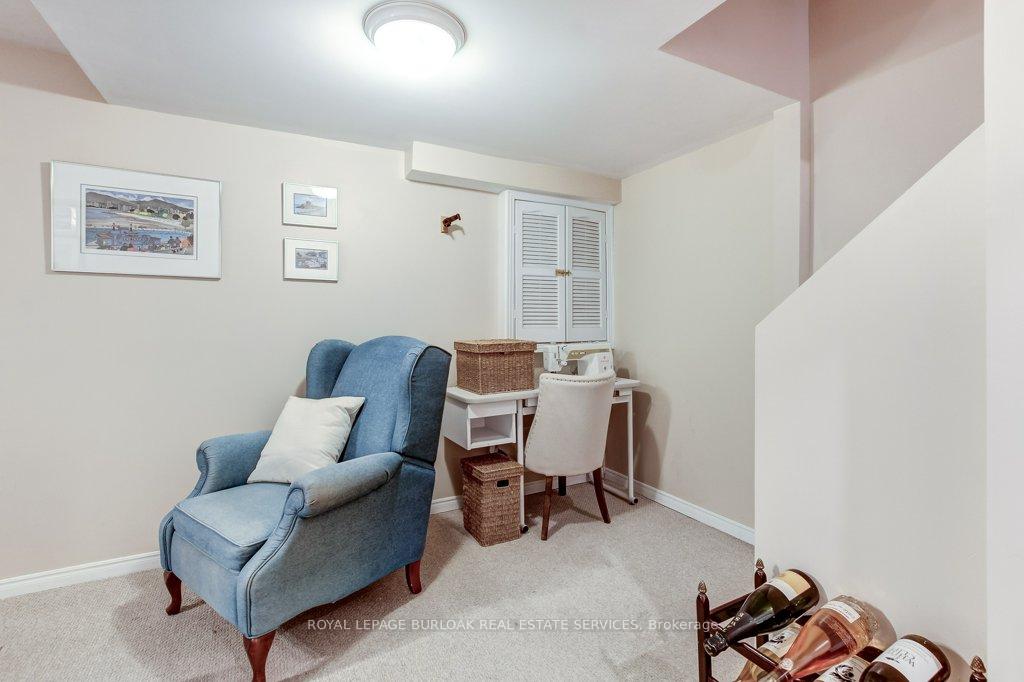 Photo 32 of 4 Edgewater Drive, Hamilton, Lakeshore — HOMEH