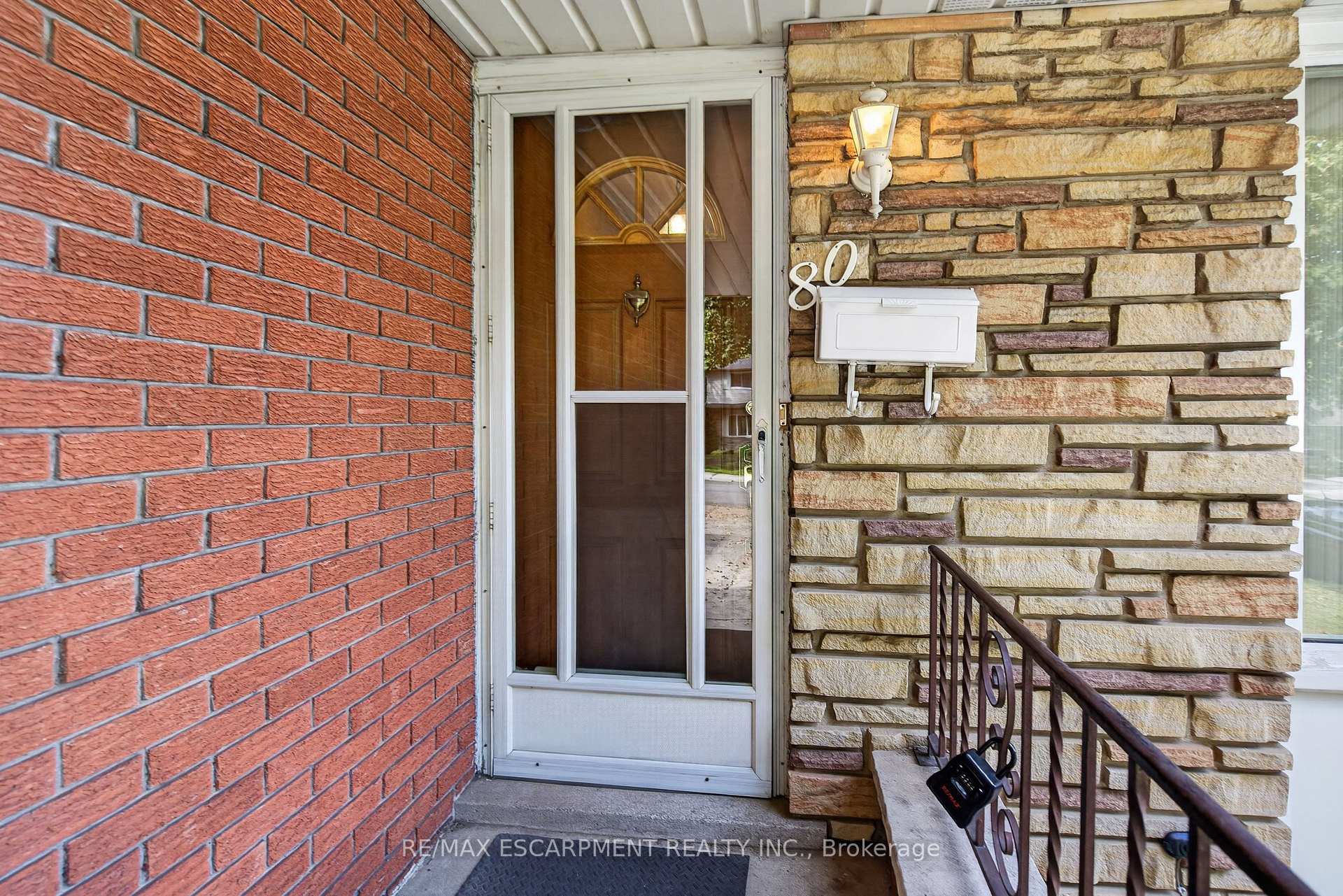 Photo 8 of 80 Sarasota Avenue, Hamilton, Rolston — HOMEH