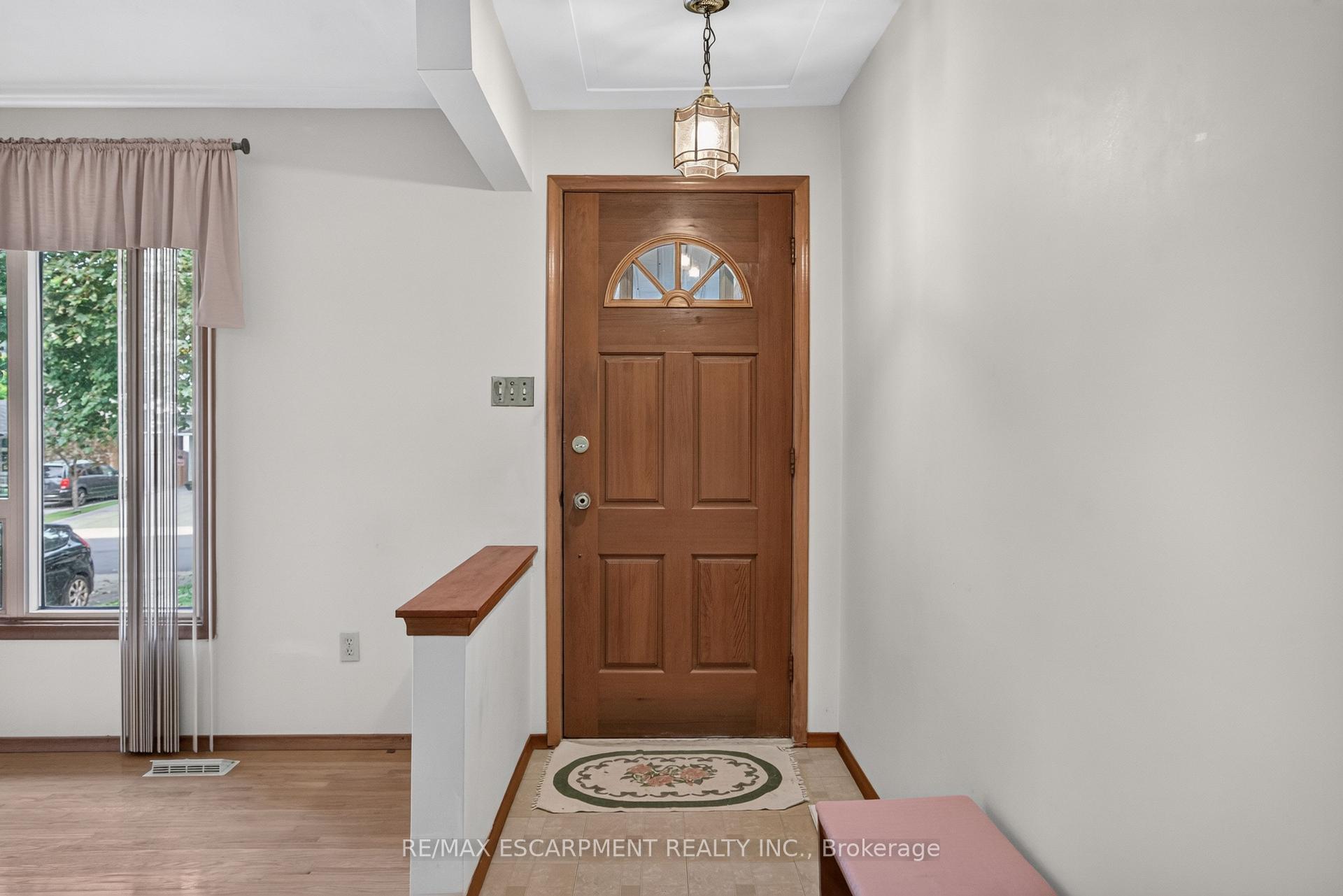 Photo 9 of 80 Sarasota Avenue, Hamilton, Rolston — HOMEH