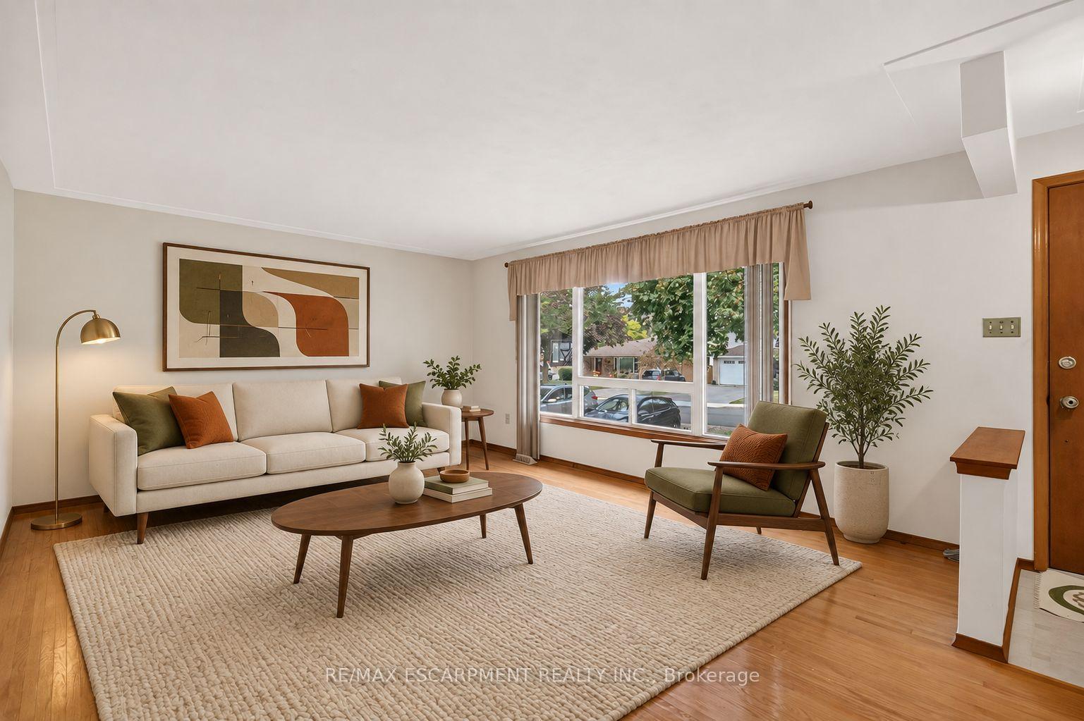 Photo 10 of 80 Sarasota Avenue, Hamilton, Rolston — HOMEH
