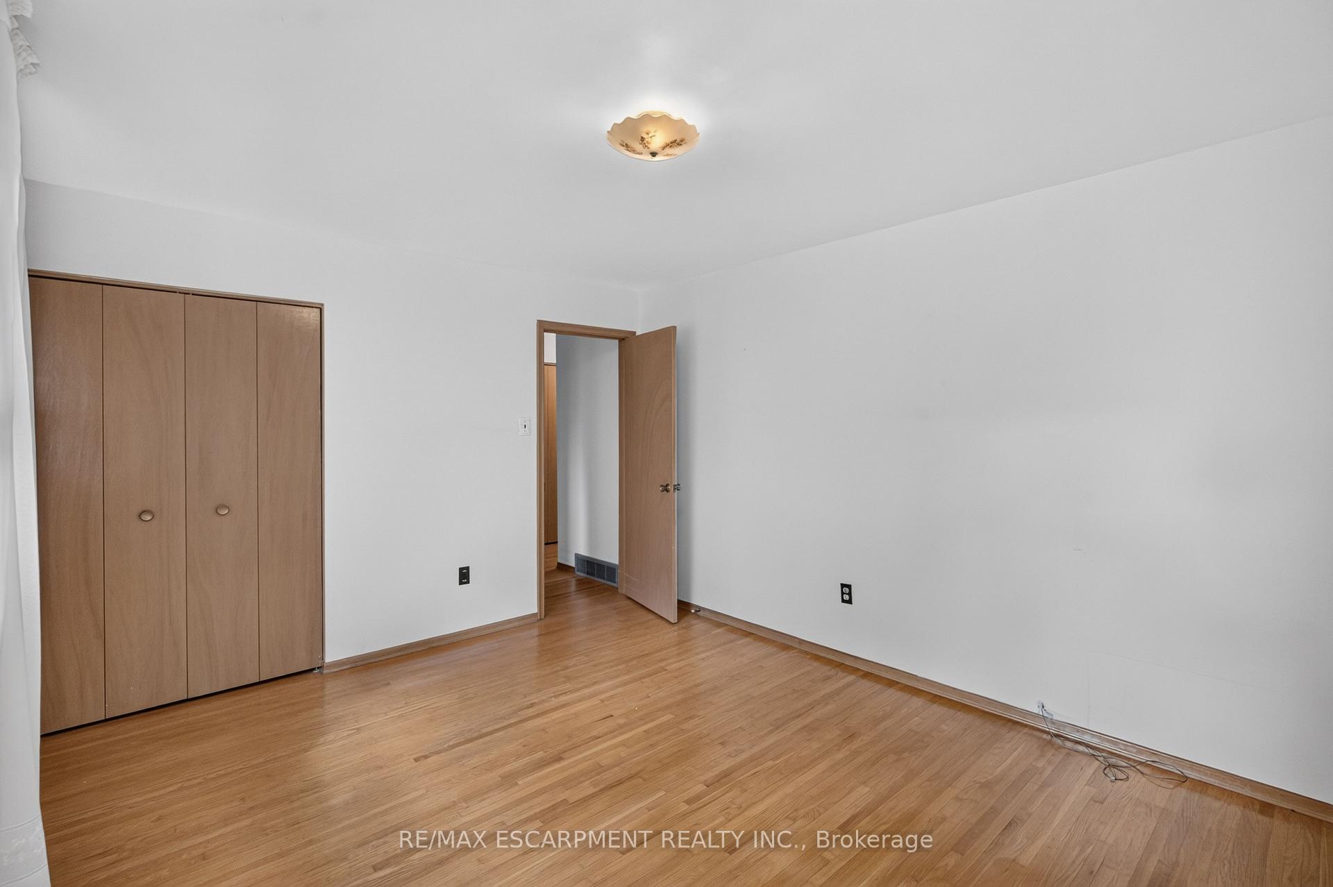 Photo 31 of 80 Sarasota Avenue, Hamilton, Rolston — HOMEH