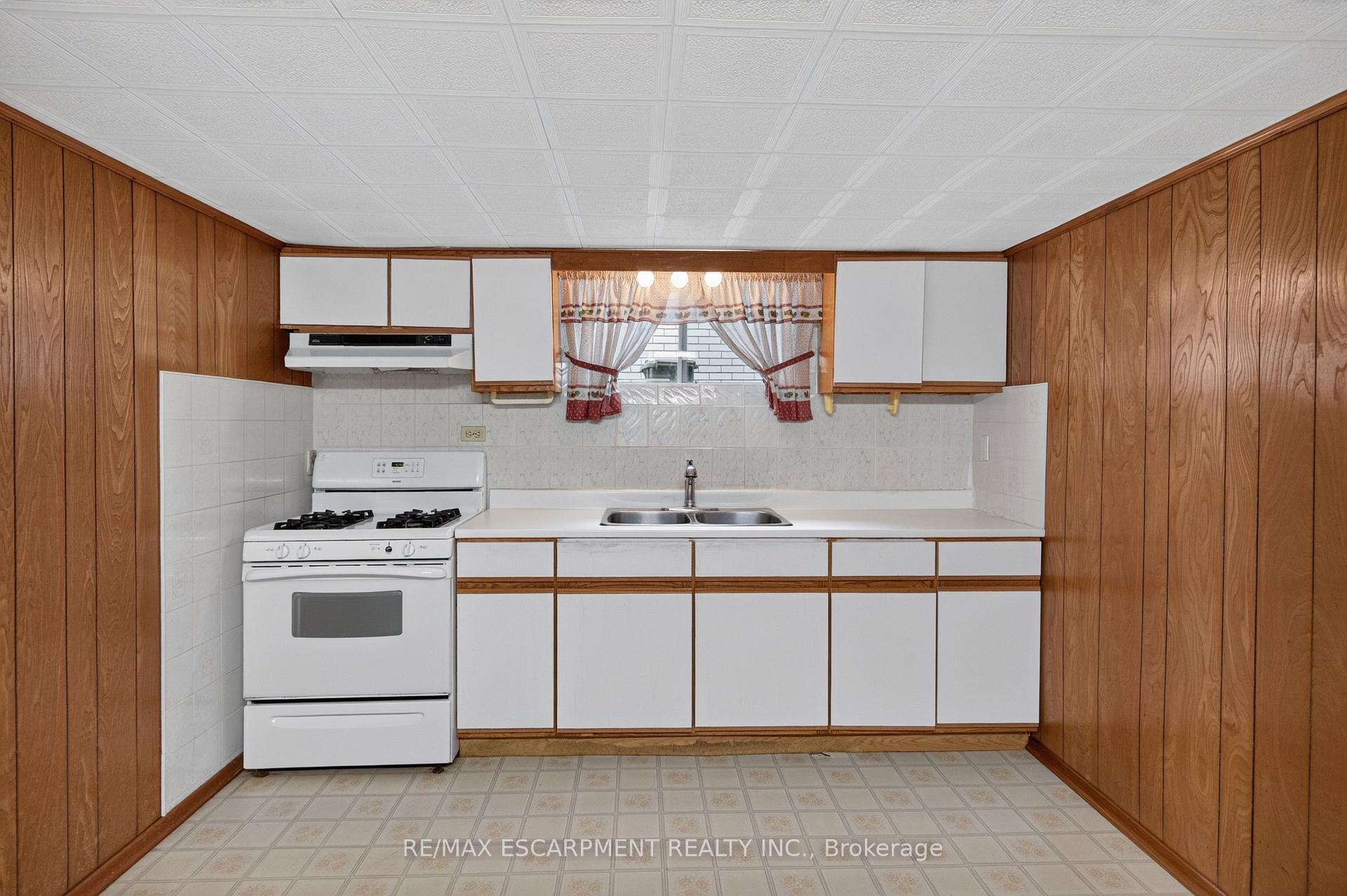 Photo 39 of 80 Sarasota Avenue, Hamilton, Rolston — HOMEH