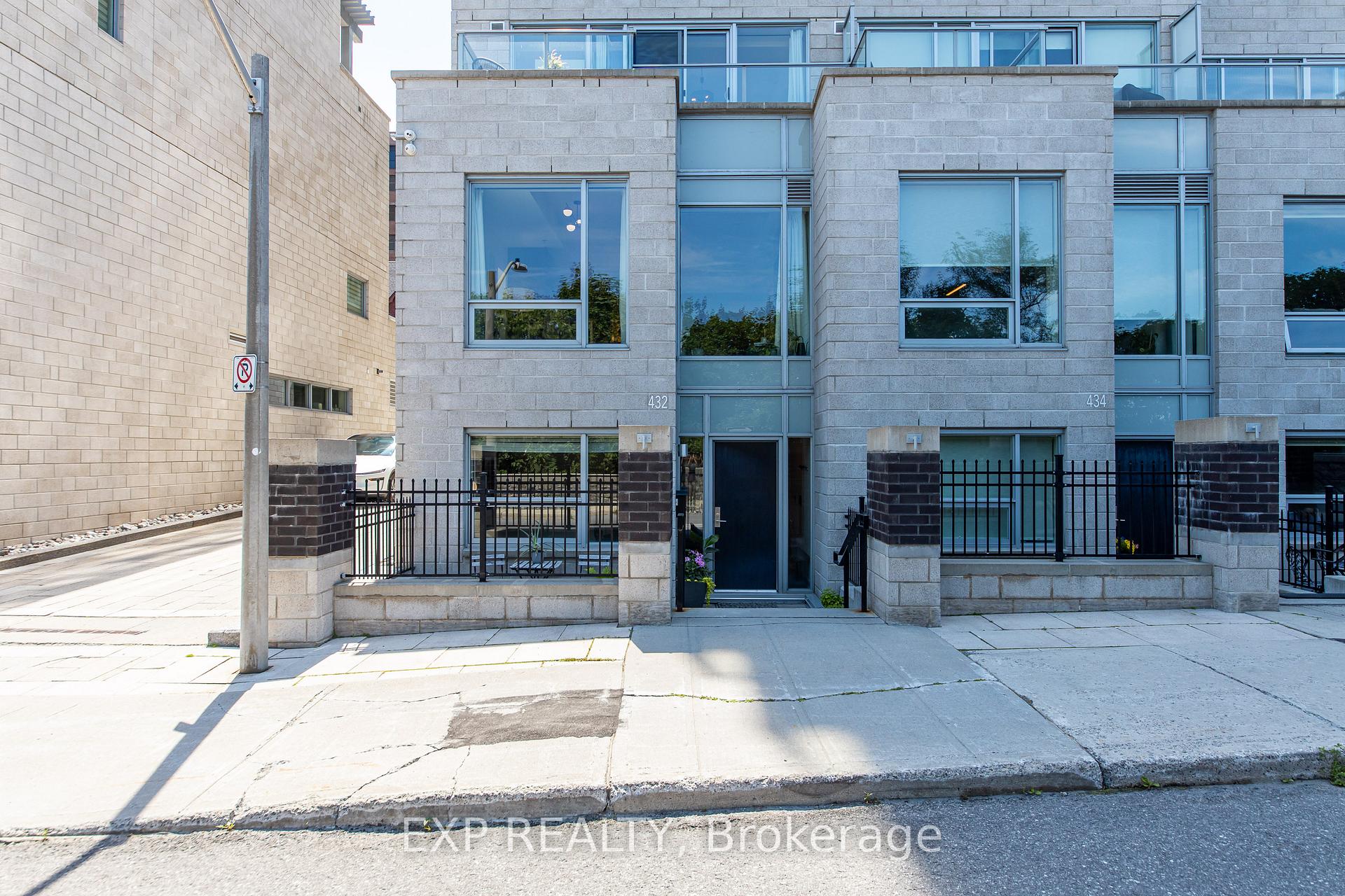 Photo 2 of 432 Sparks Street, Ottawa, Ottawa Centre — HOMEH