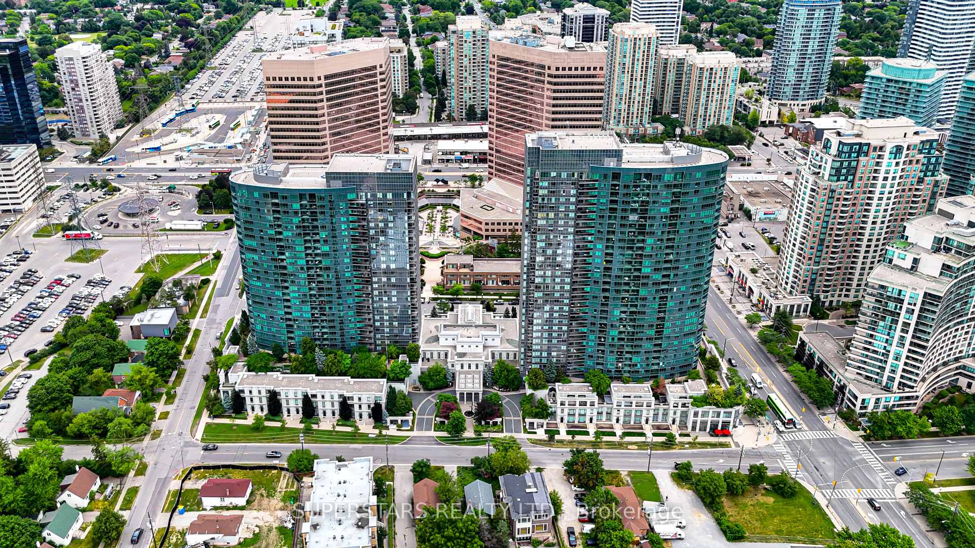 Photo 1 of Unit 524, 25 Greenview Avenue, North York, Newtonbrook West — HOMEH
