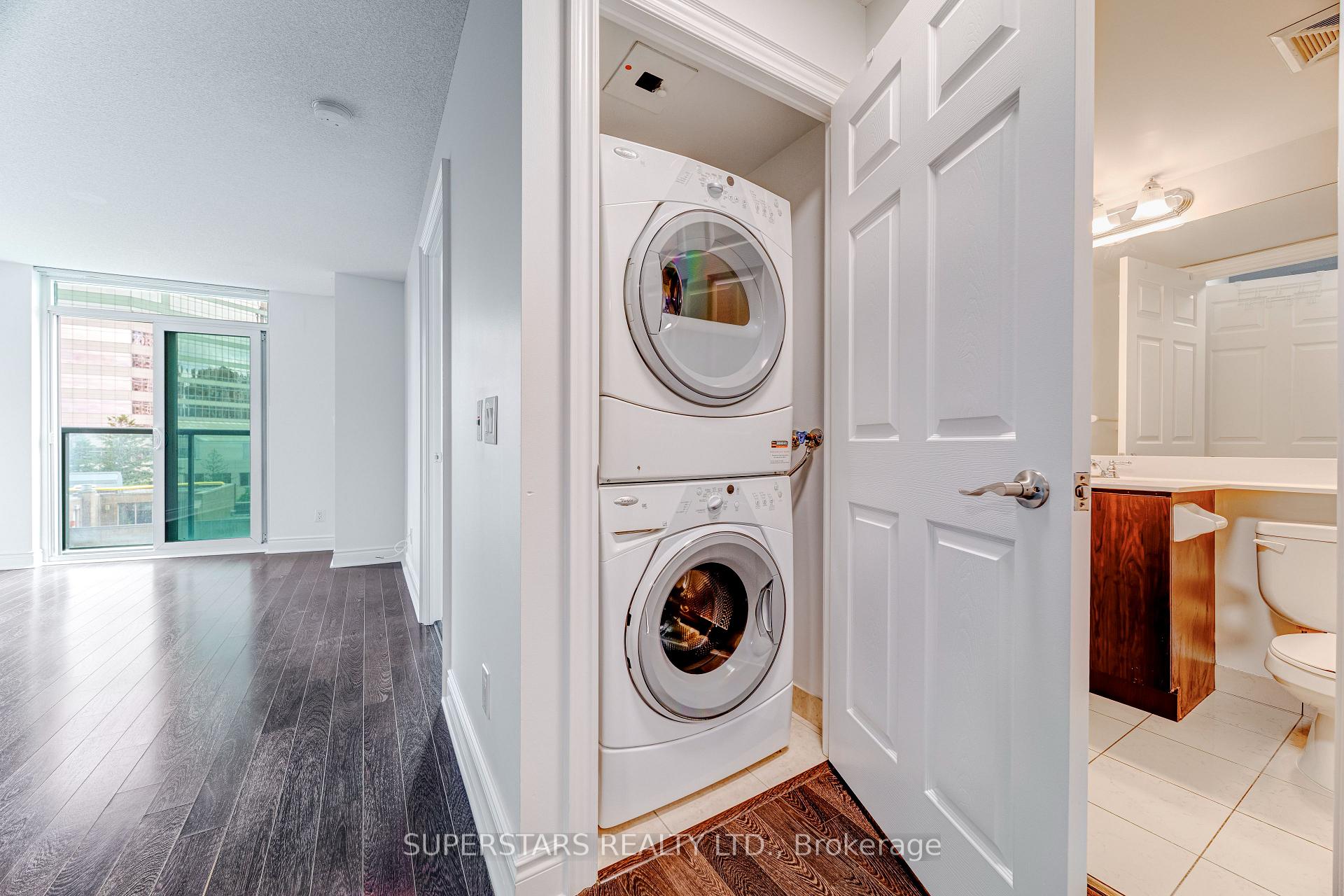Photo 13 of Unit 524, 25 Greenview Avenue, North York, Newtonbrook West — HOMEH