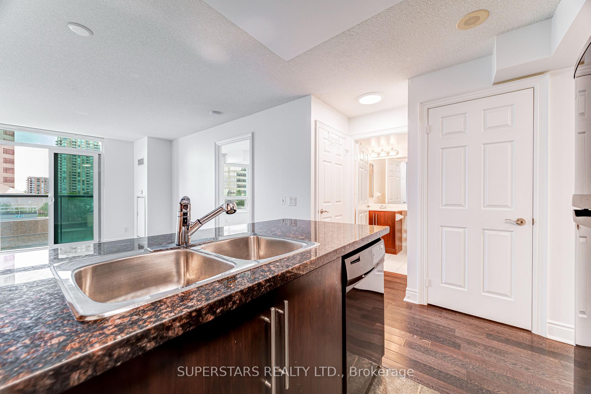 Photo 16 of Unit 524, 25 Greenview Avenue, North York, Newtonbrook West — HOMEH