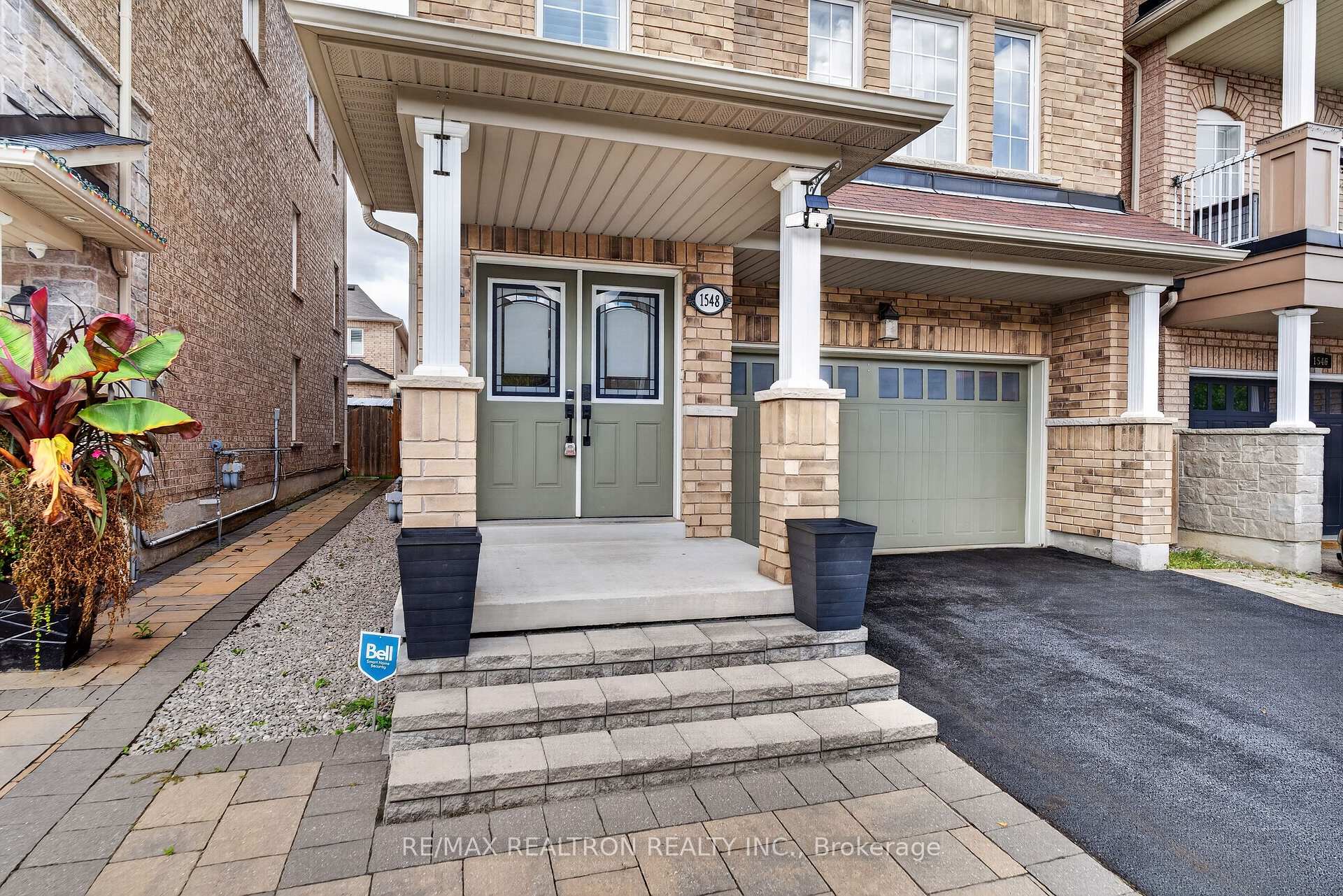 Photo 6 of 1548 Winville Road, Pickering, Duffin Heights — HOMEH