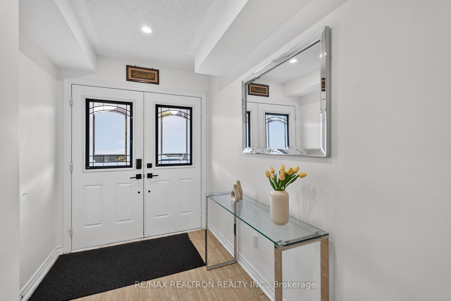 Photo 8 of 1548 Winville Road, Pickering, Duffin Heights — HOMEH