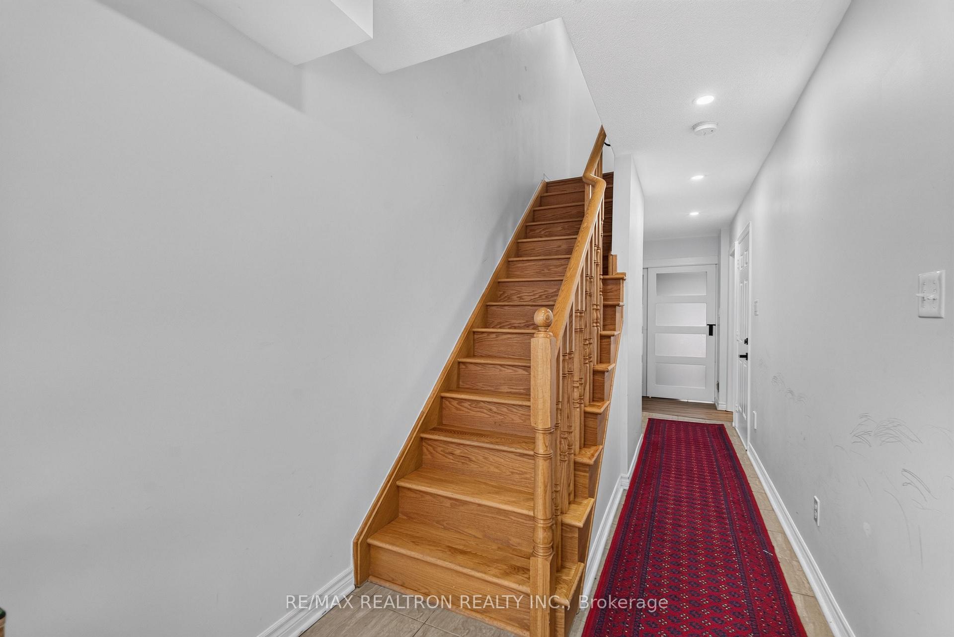 Photo 10 of 1548 Winville Road, Pickering, Duffin Heights — HOMEH