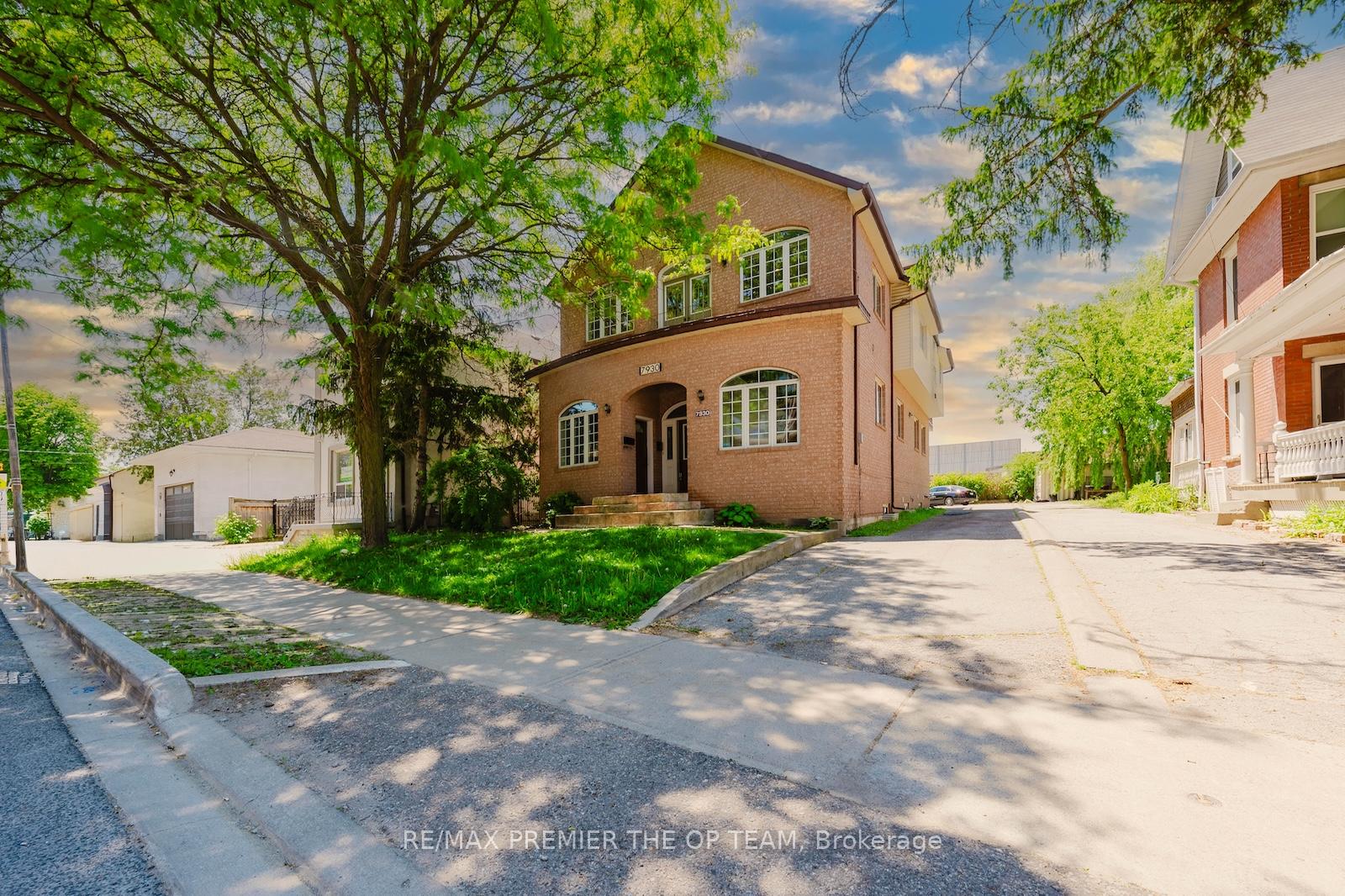 Photo of 7930 Kipling Avenue