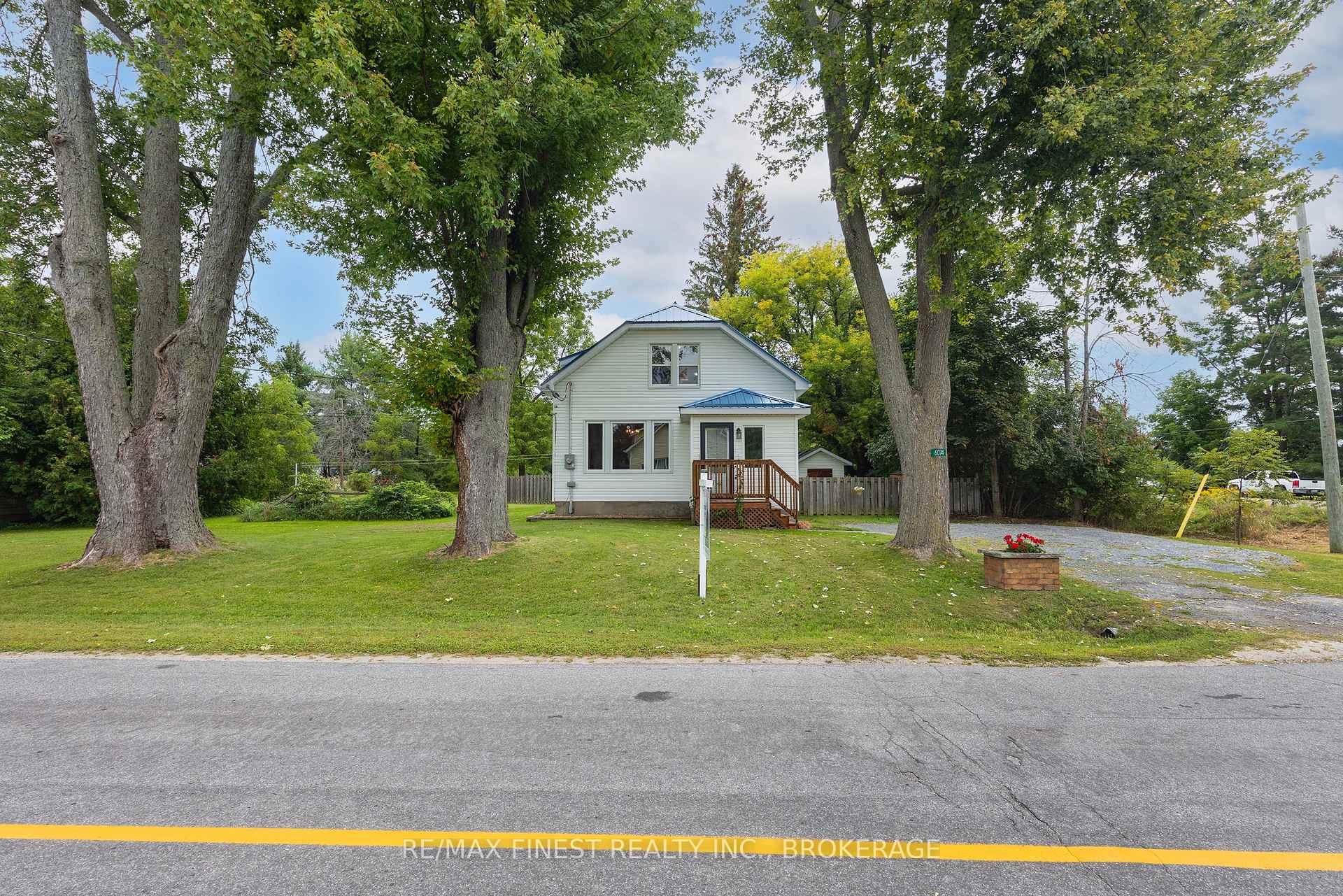 Photo 2 of 6074 Bank Street, Frontenac, Frontenac South — HOMEH