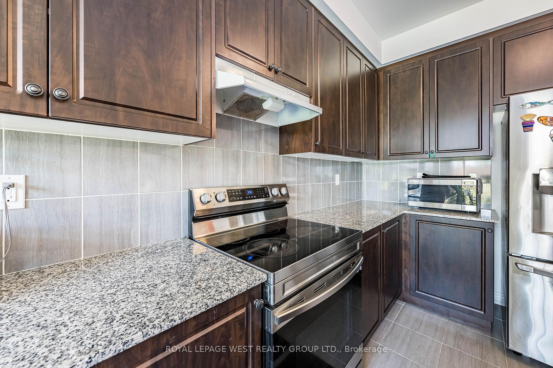 Photo 3 of 1278 Aquarius Trail, Pickering, Rural Pickering — HOMEH