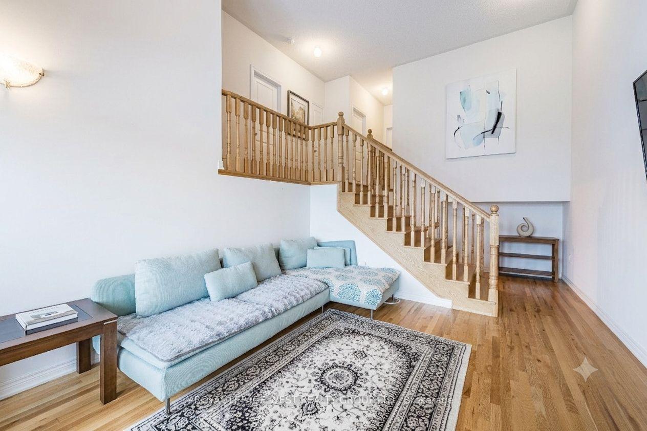 Photo 5 of 1278 Aquarius Trail, Pickering, Rural Pickering — HOMEH