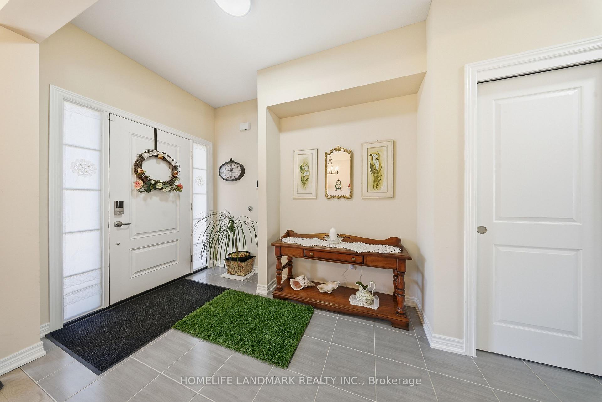 Photo 3 of 49 Monarch Street, Welland, Coyle Creek — HOMEH