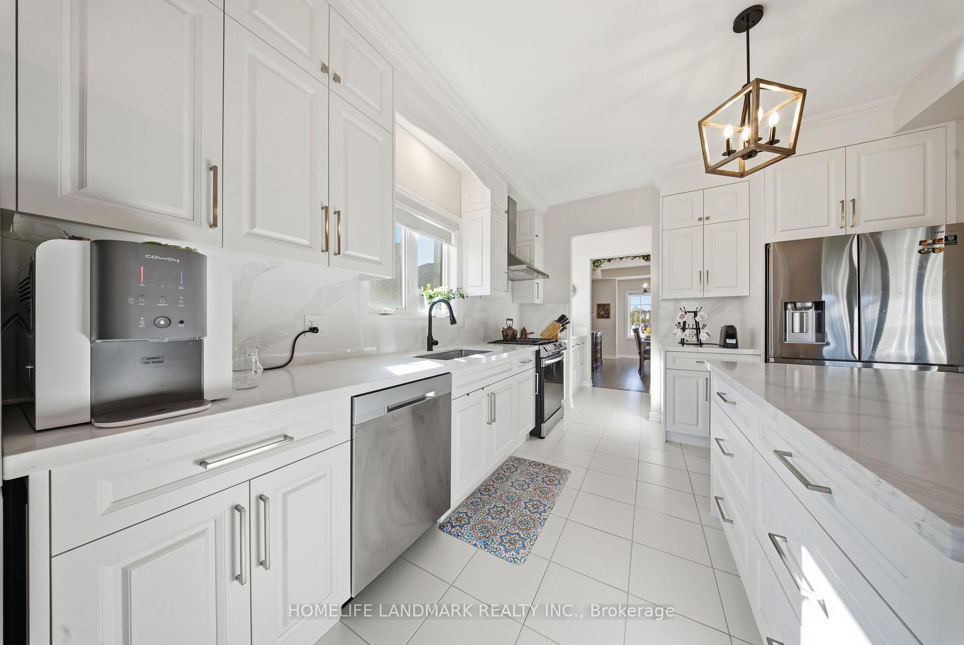 Photo 10 of 49 Monarch Street, Welland, Coyle Creek — HOMEH