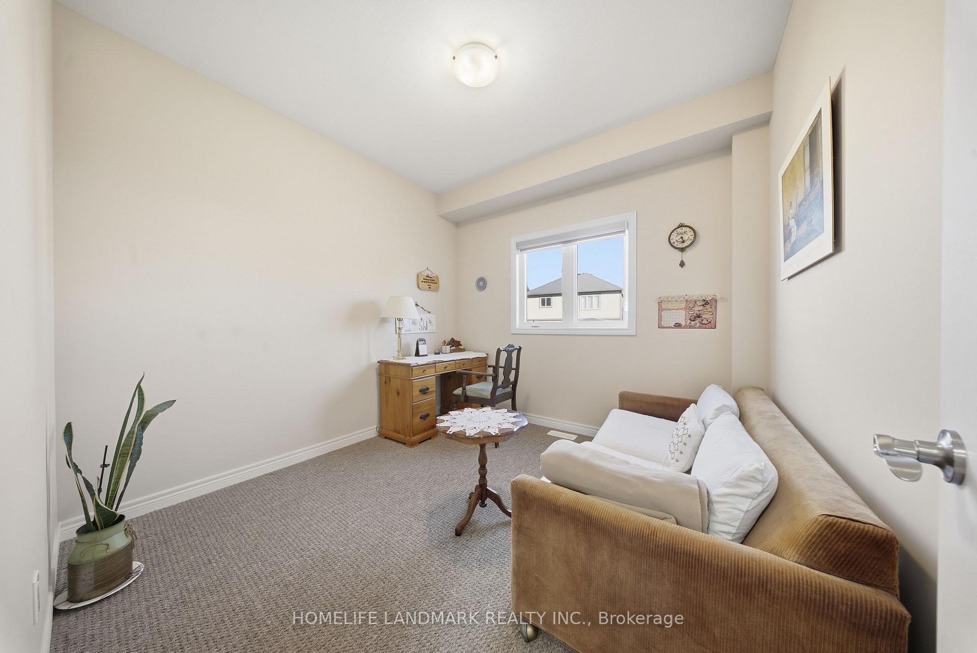 Photo 14 of 49 Monarch Street, Welland, Coyle Creek — HOMEH