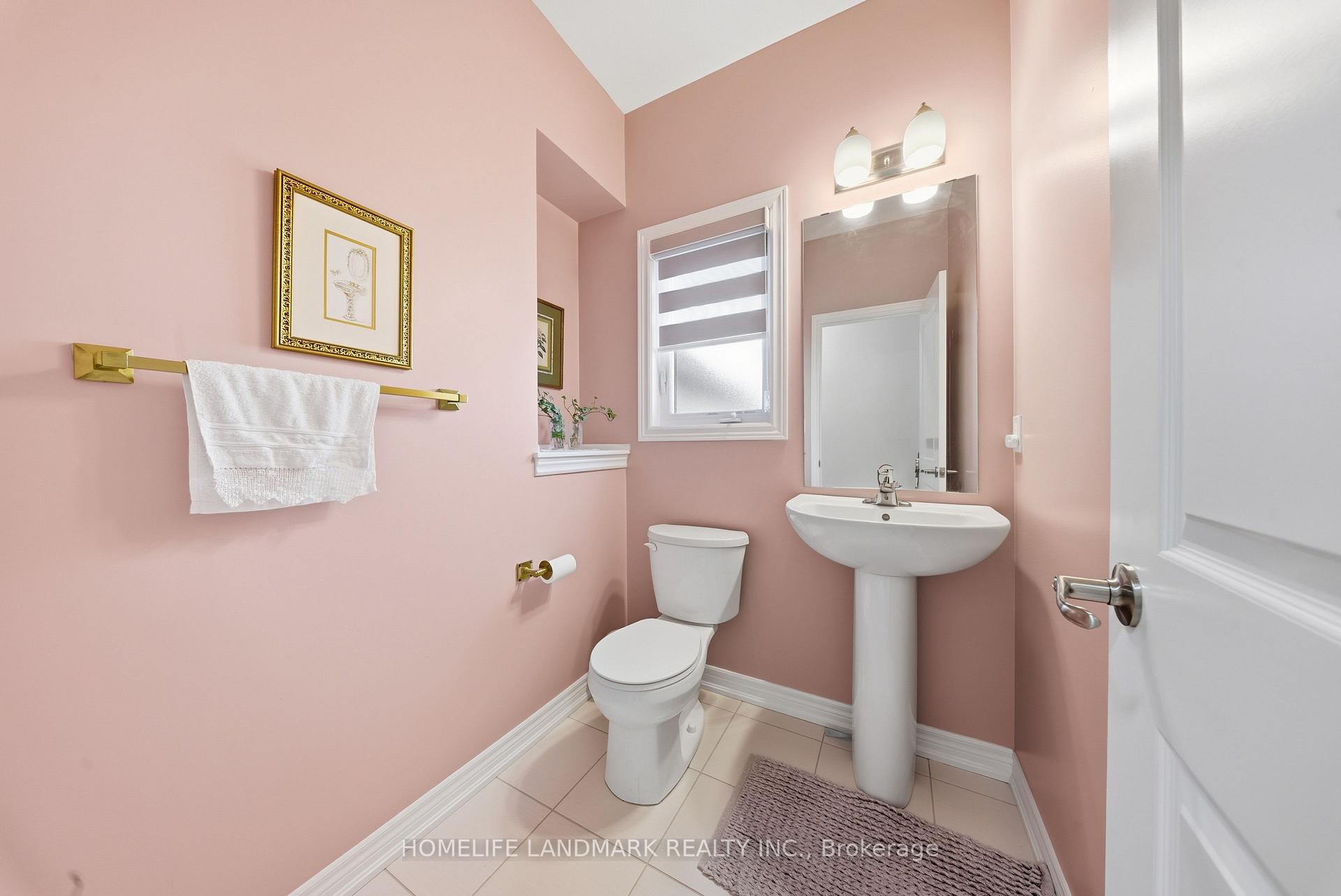Photo 15 of 49 Monarch Street, Welland, Coyle Creek — HOMEH