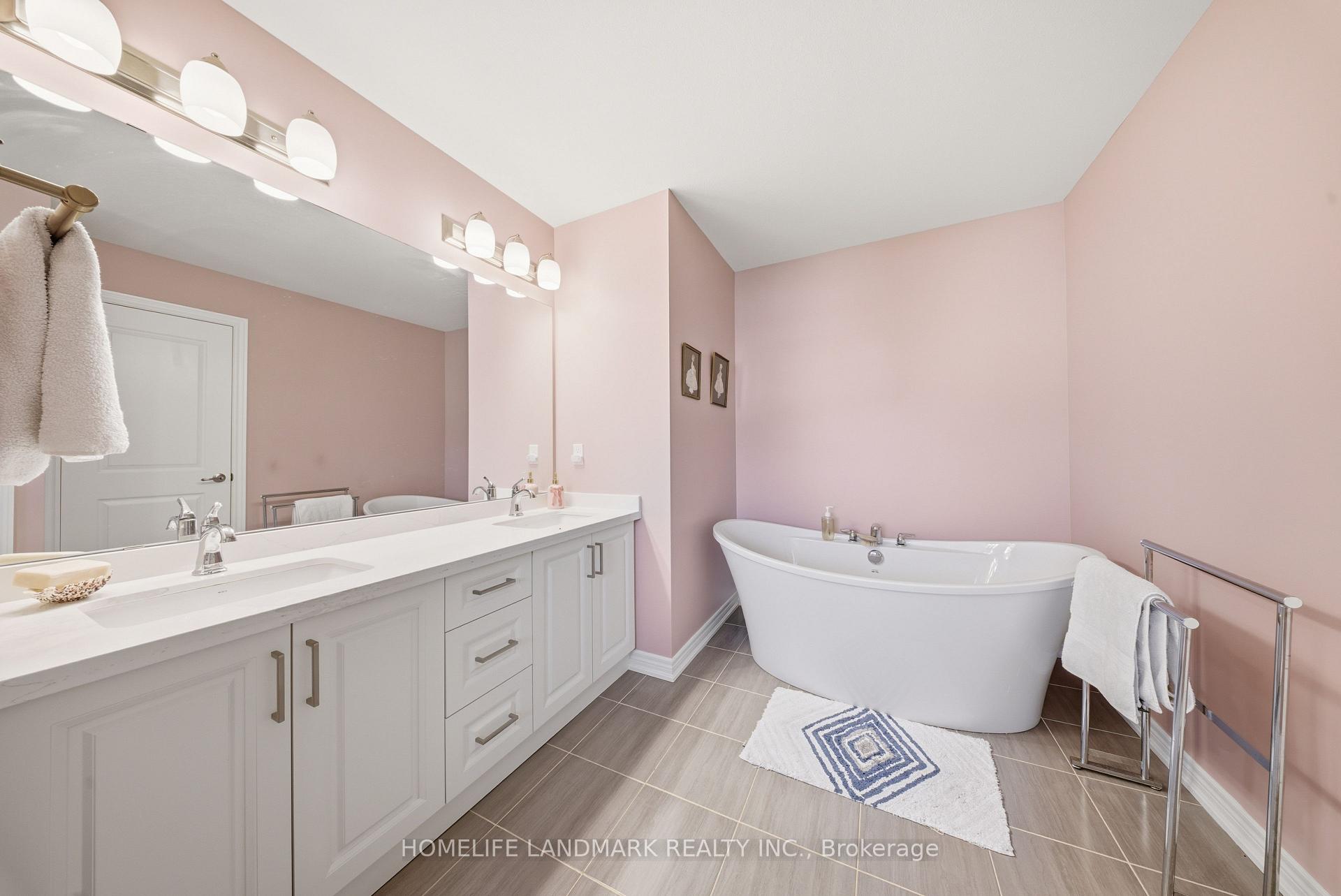 Photo 19 of 49 Monarch Street, Welland, Coyle Creek — HOMEH